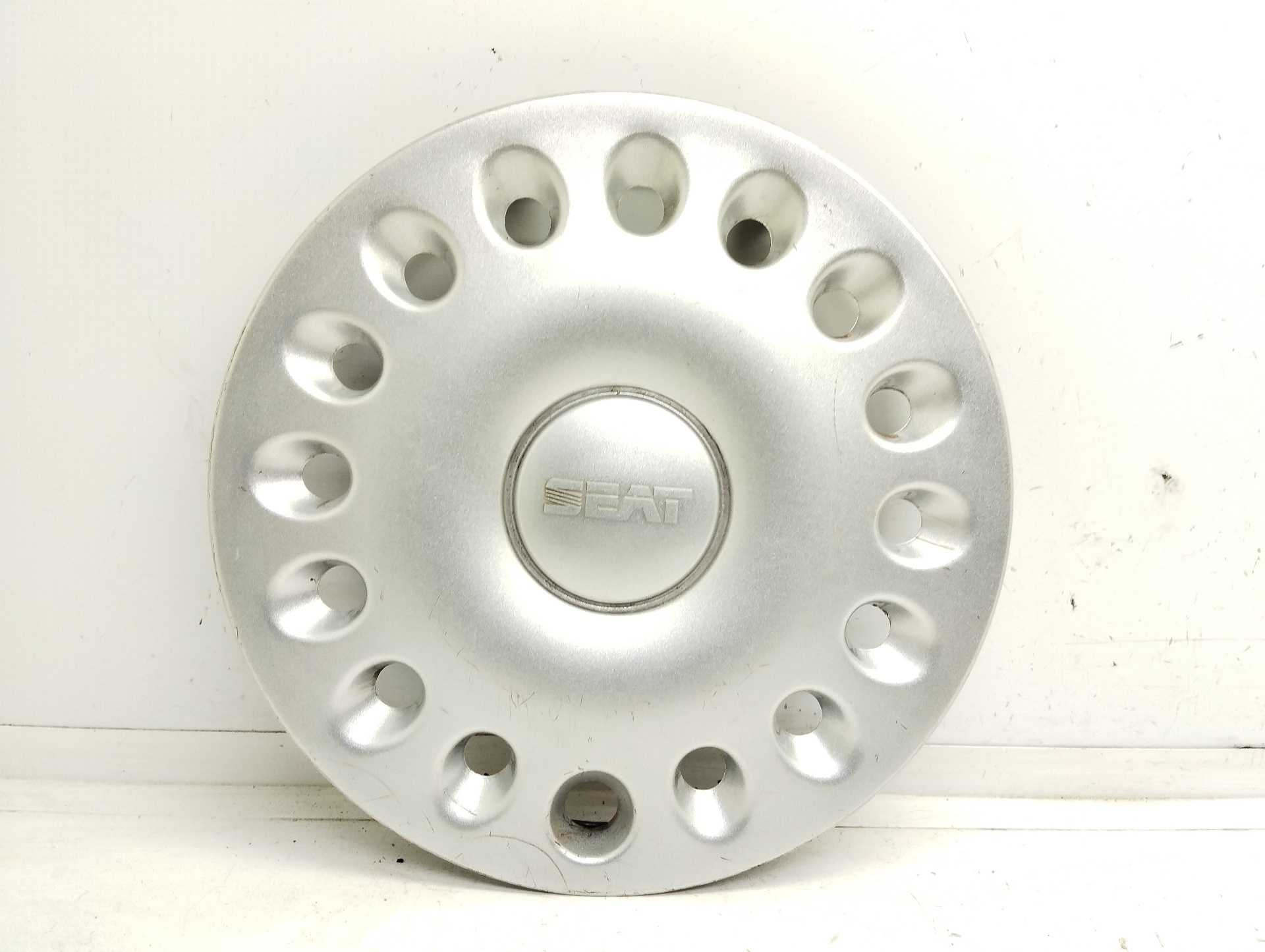 Recambio de tapacubos para seat ibiza (6k1) sport referencia OEM IAM 6K0601147B  