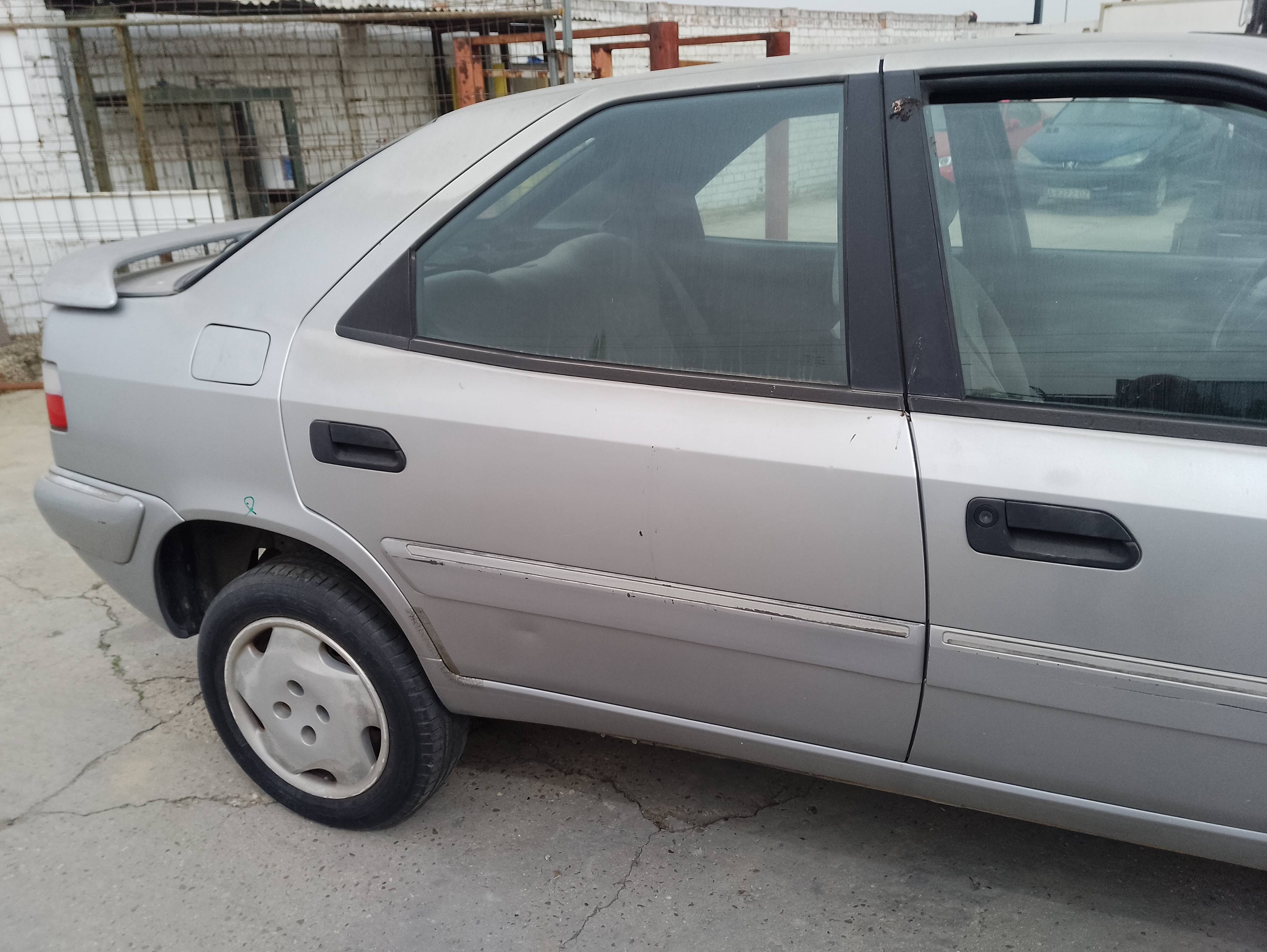Recambio de puerta trasera derecha para citroën xantia berlina 1.6 armonia referencia OEM IAM   