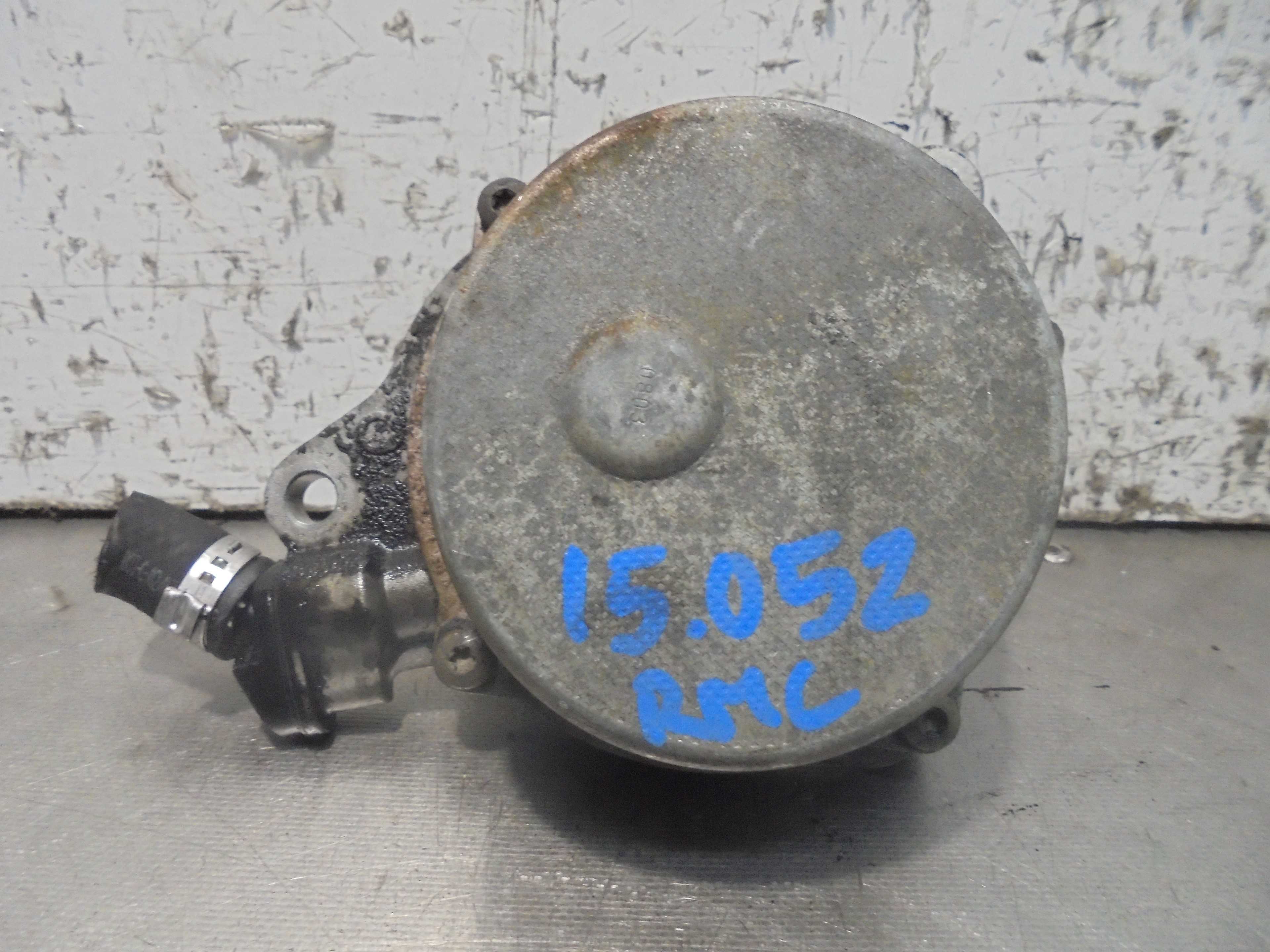 Recambio de depresor freno / bomba vacio para bmw serie 3 compact (e46) 318td referencia OEM IAM 72817601B PIERBURG 