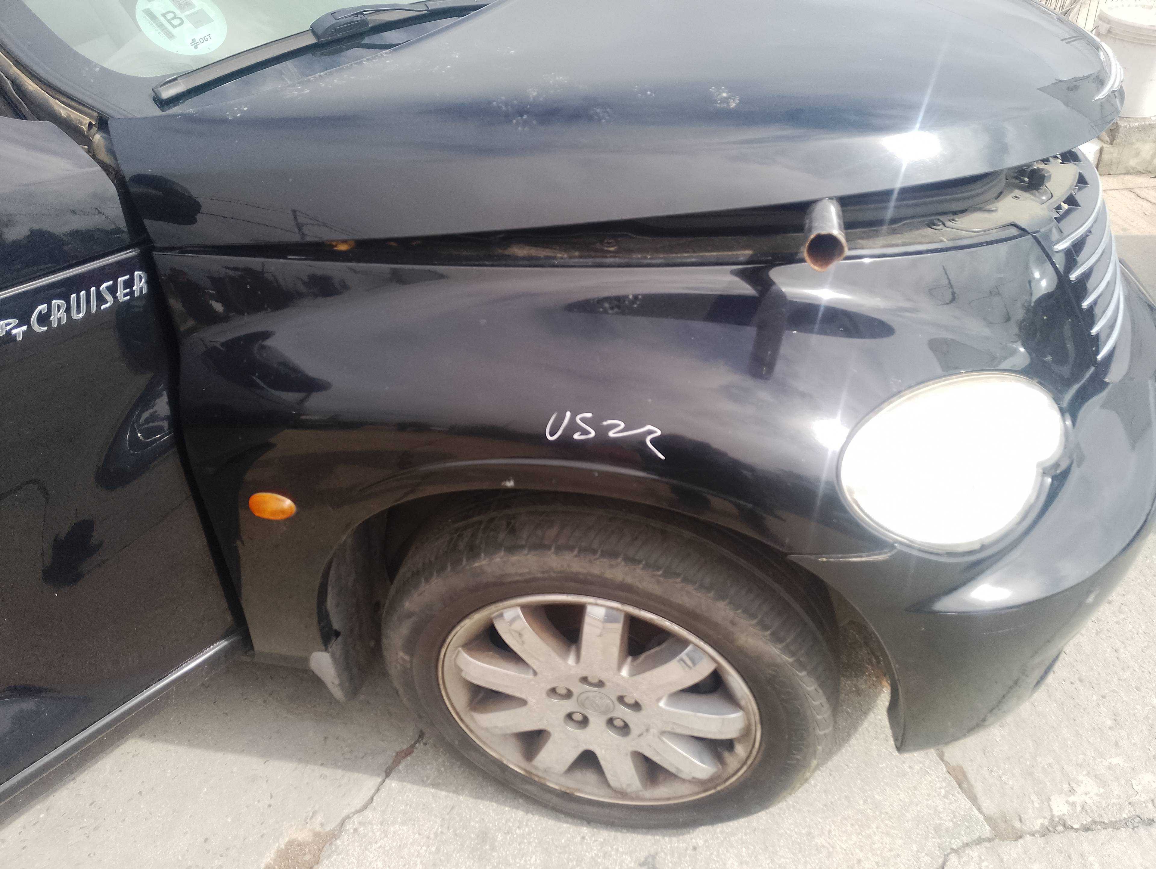 Recambio de aleta delantera derecha para chrysler pt cruiser (pt) referencia OEM IAM   