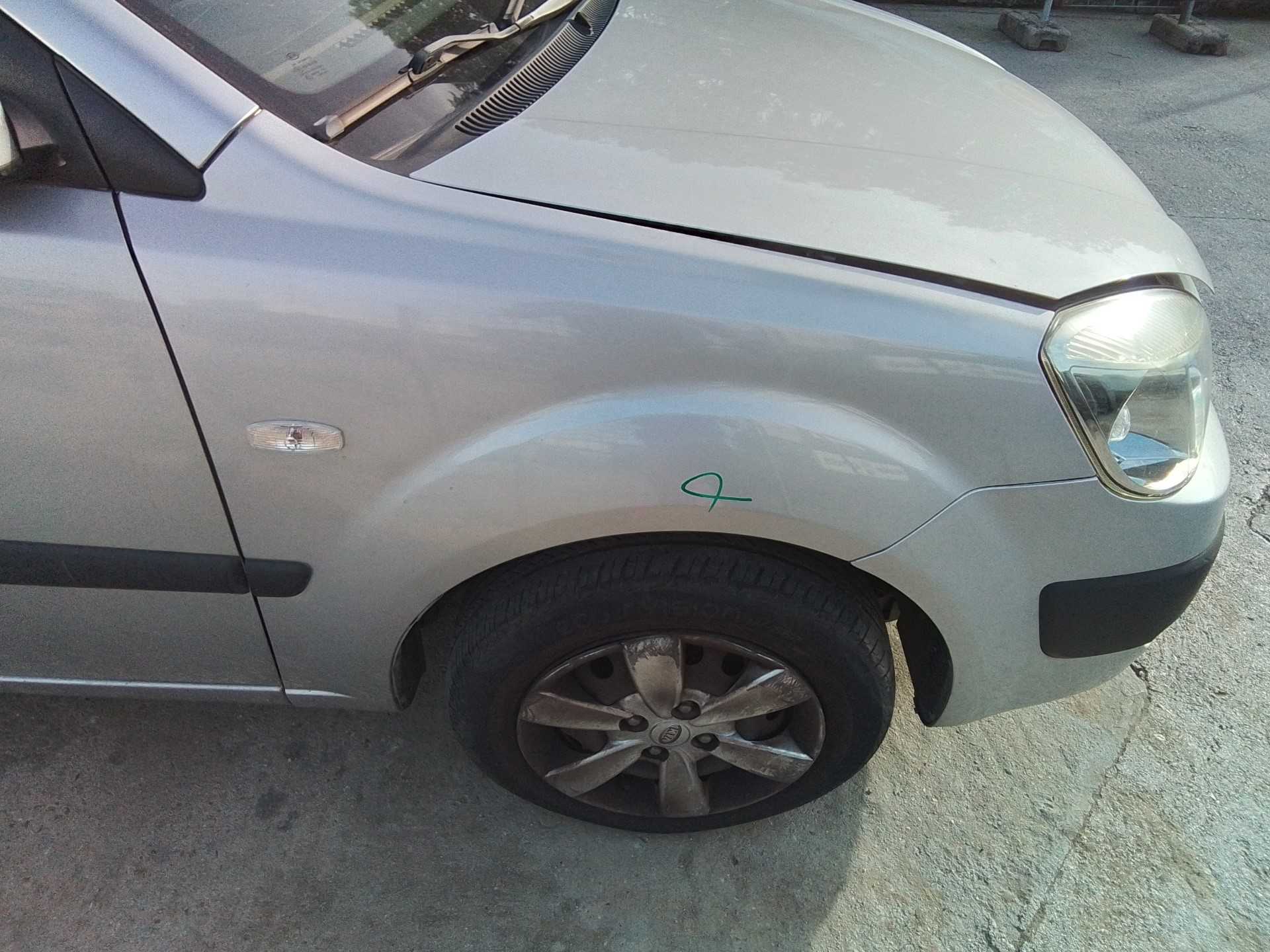 Recambio de aleta delantera derecha para kia rio 1.4 cat referencia OEM IAM   