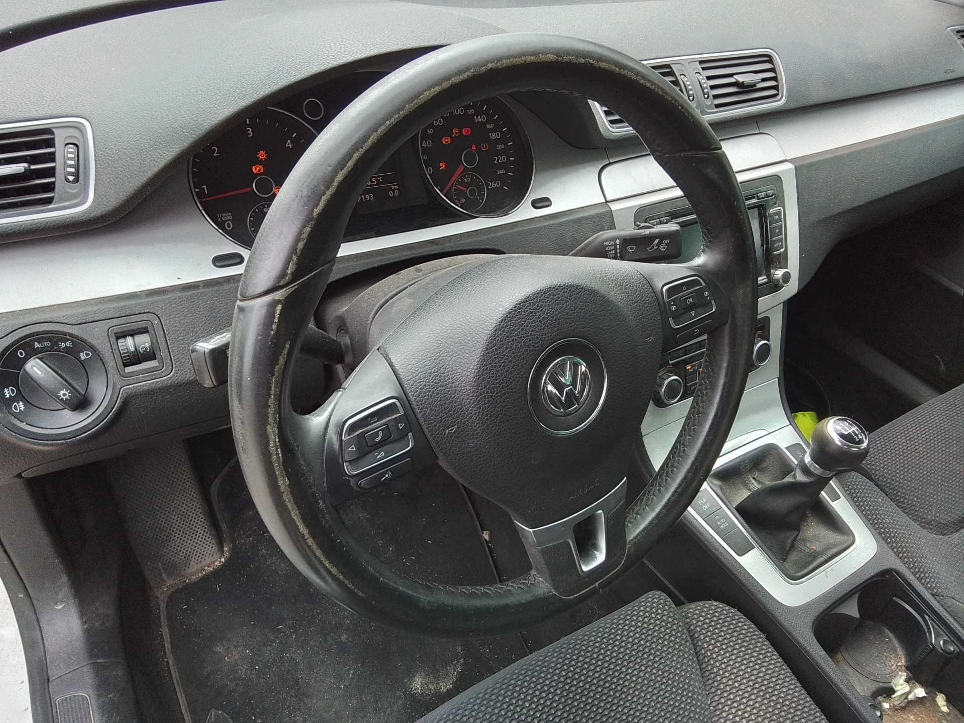 Recambio de volante para volkswagen passat berlina (3c2) advance referencia OEM IAM   