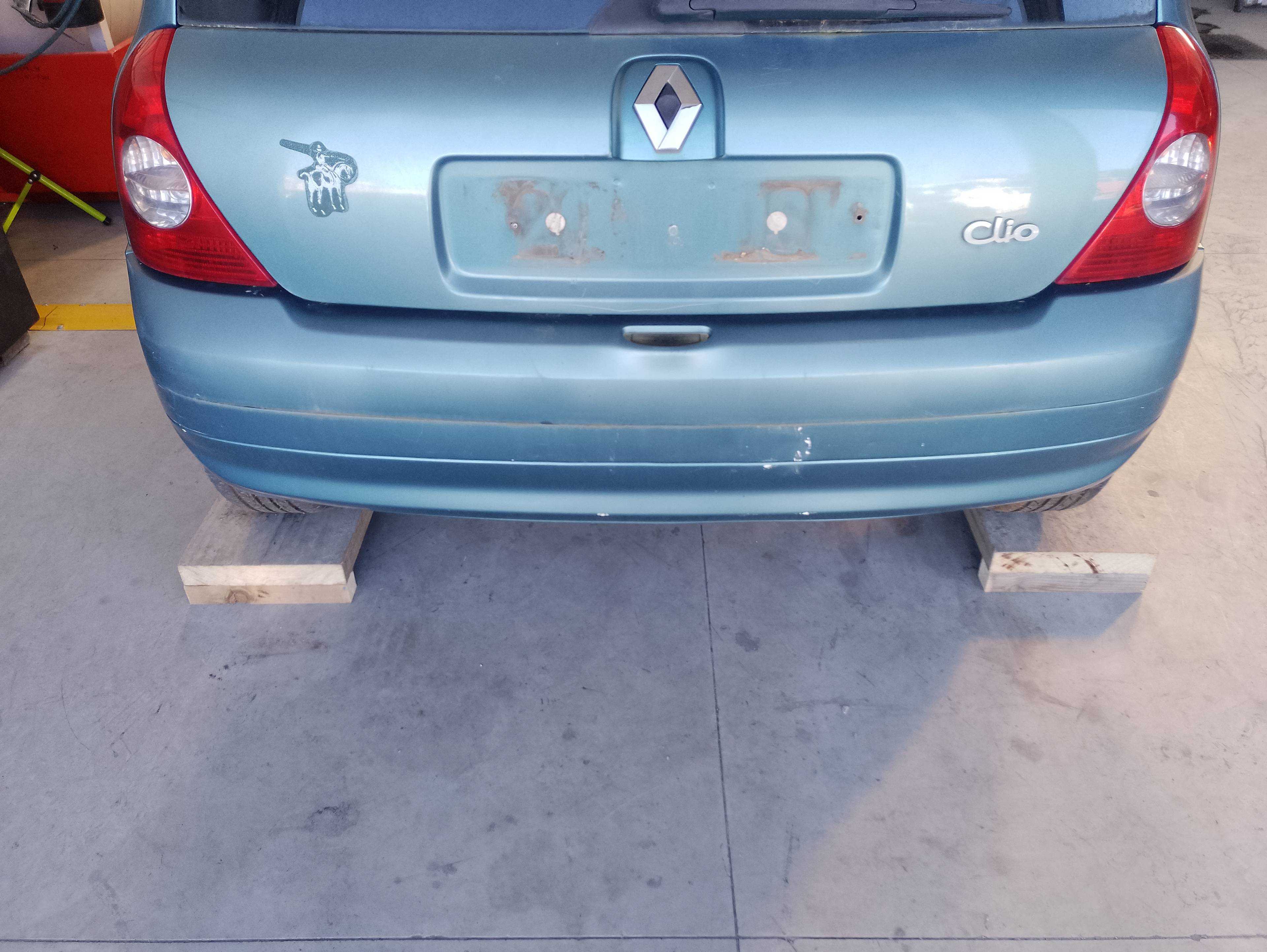 Recambio de paragolpes trasero para renault clio ii symbol 1.5 dci authentique referencia OEM IAM   