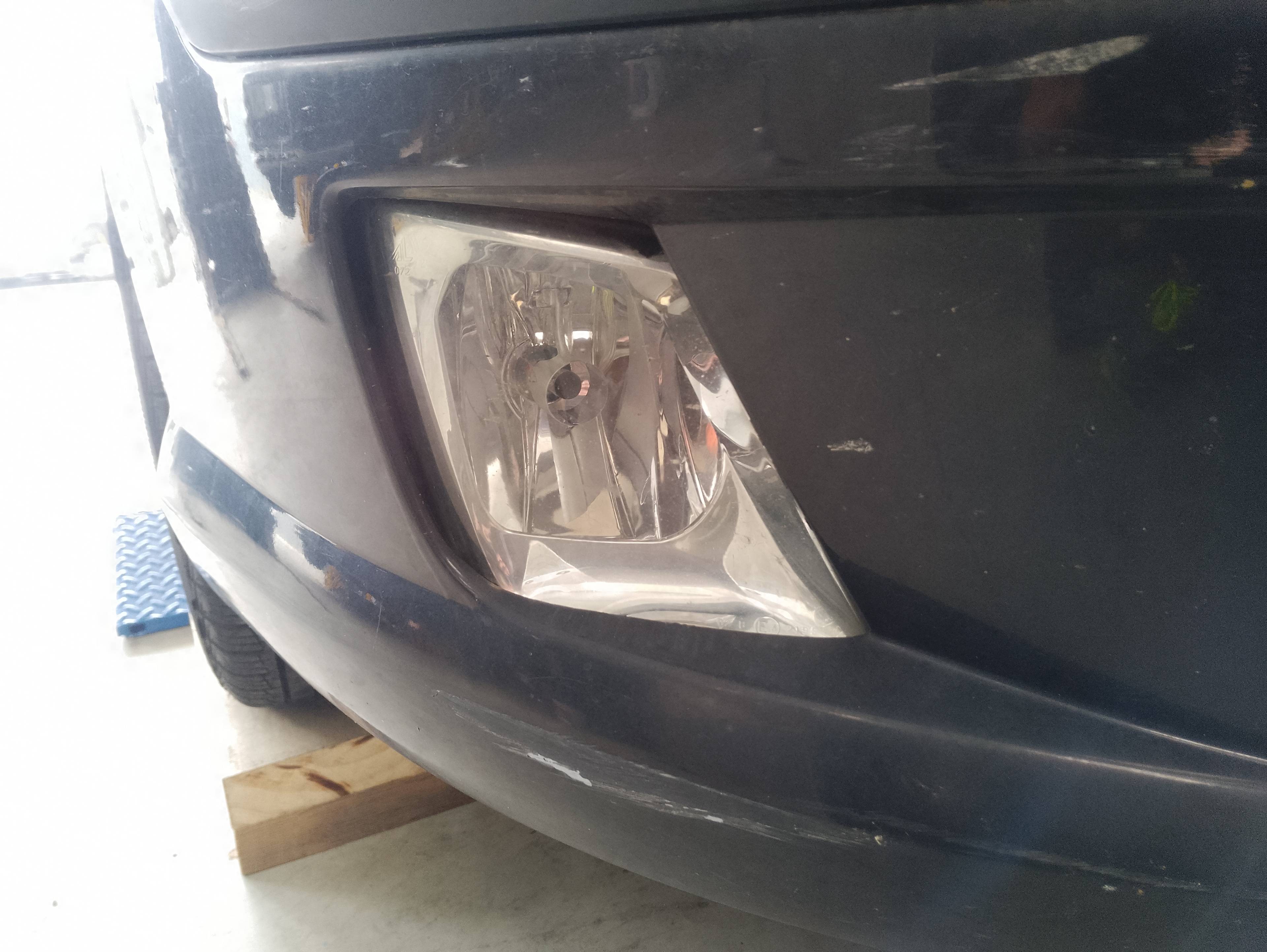 Recambio de faro antiniebla derecho para peugeot 407 st confort referencia OEM IAM   