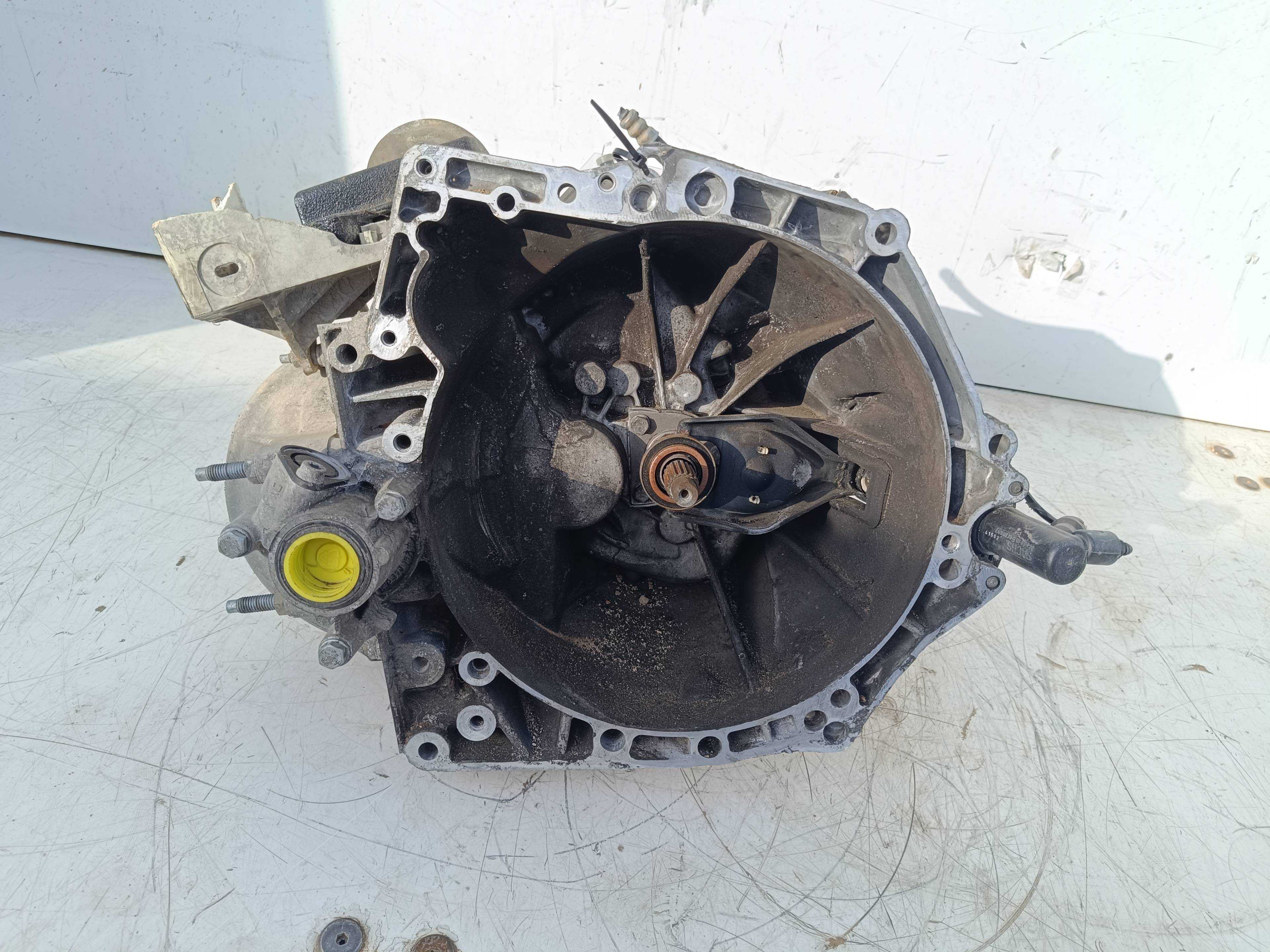 Recambio de caja cambios para peugeot 307 berlina (s2) xsi referencia OEM IAM 20DM69  