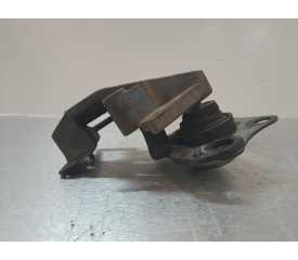 Recambio de soporte motor derecho para renault megane i scenic (ja0) 1.9 d kaleido referencia OEM IAM 7700832258  