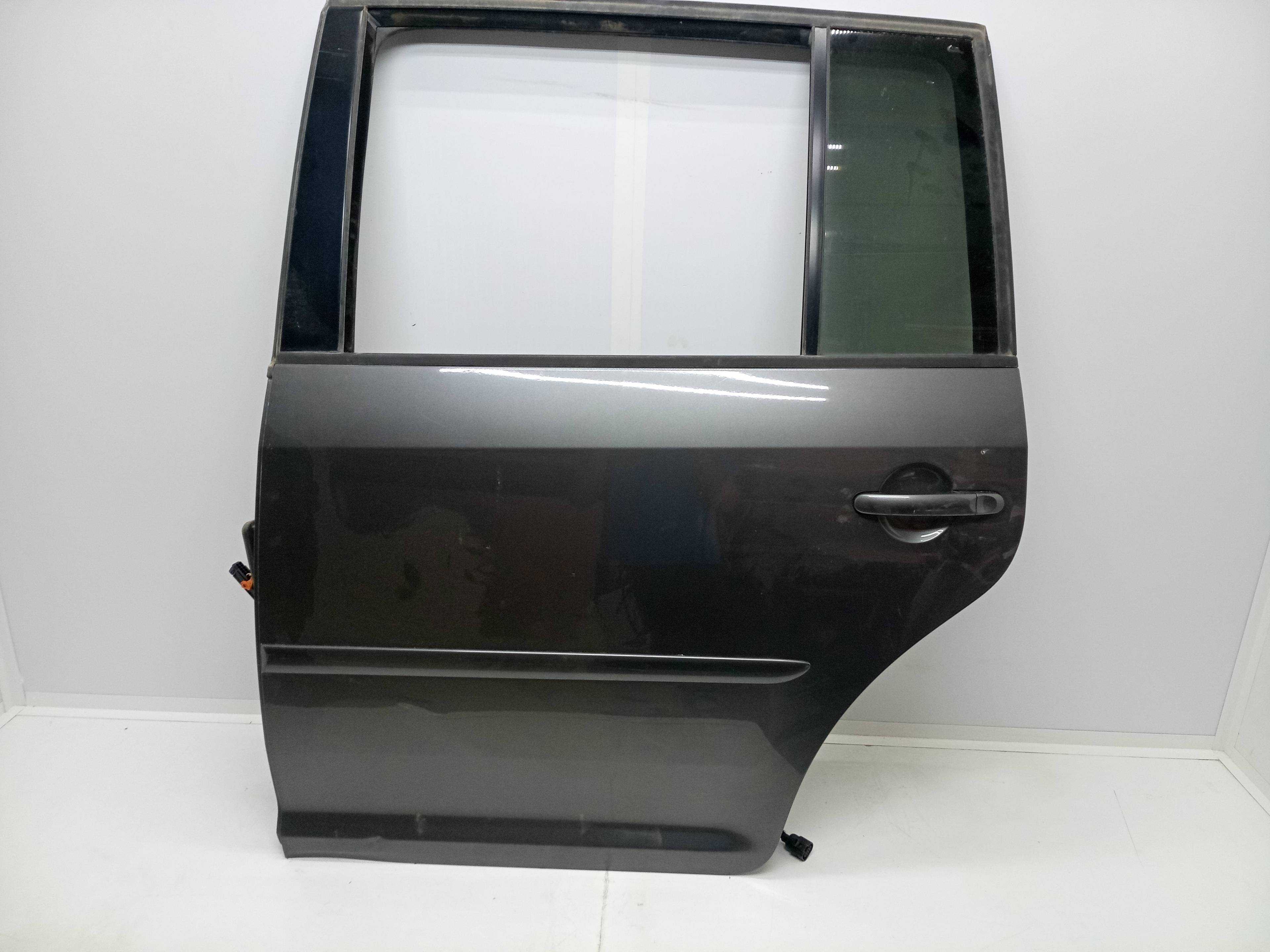 Recambio de puerta trasera izquierda para volkswagen touran (1t3) referencia OEM IAM   