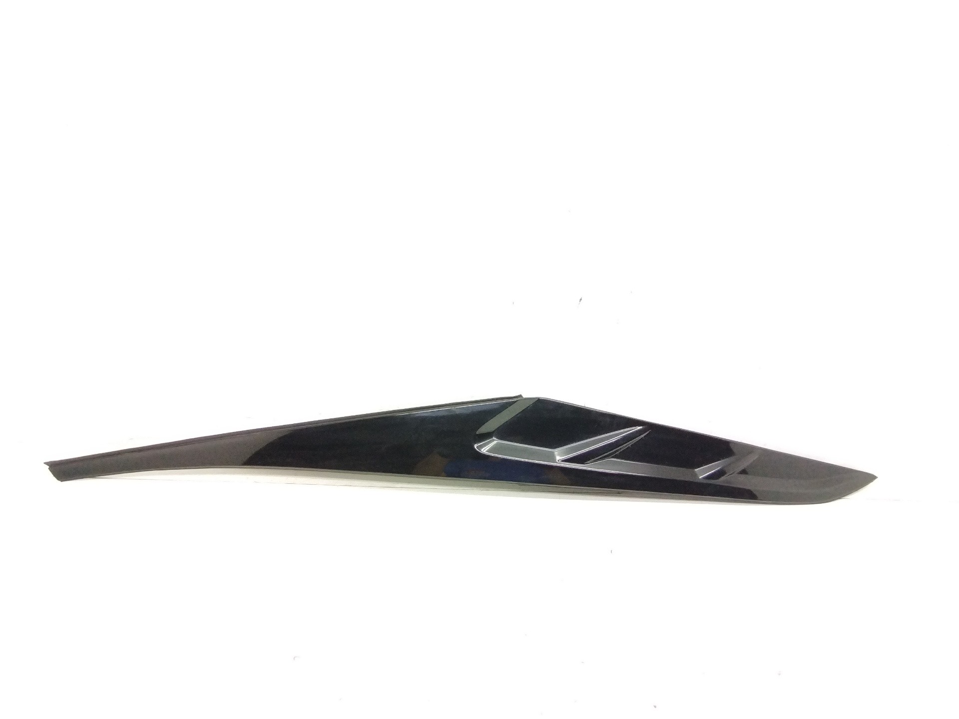 Recambio de moldura para hyundai tucson 1.6 crdi cat referencia OEM IAM 87856N7100  