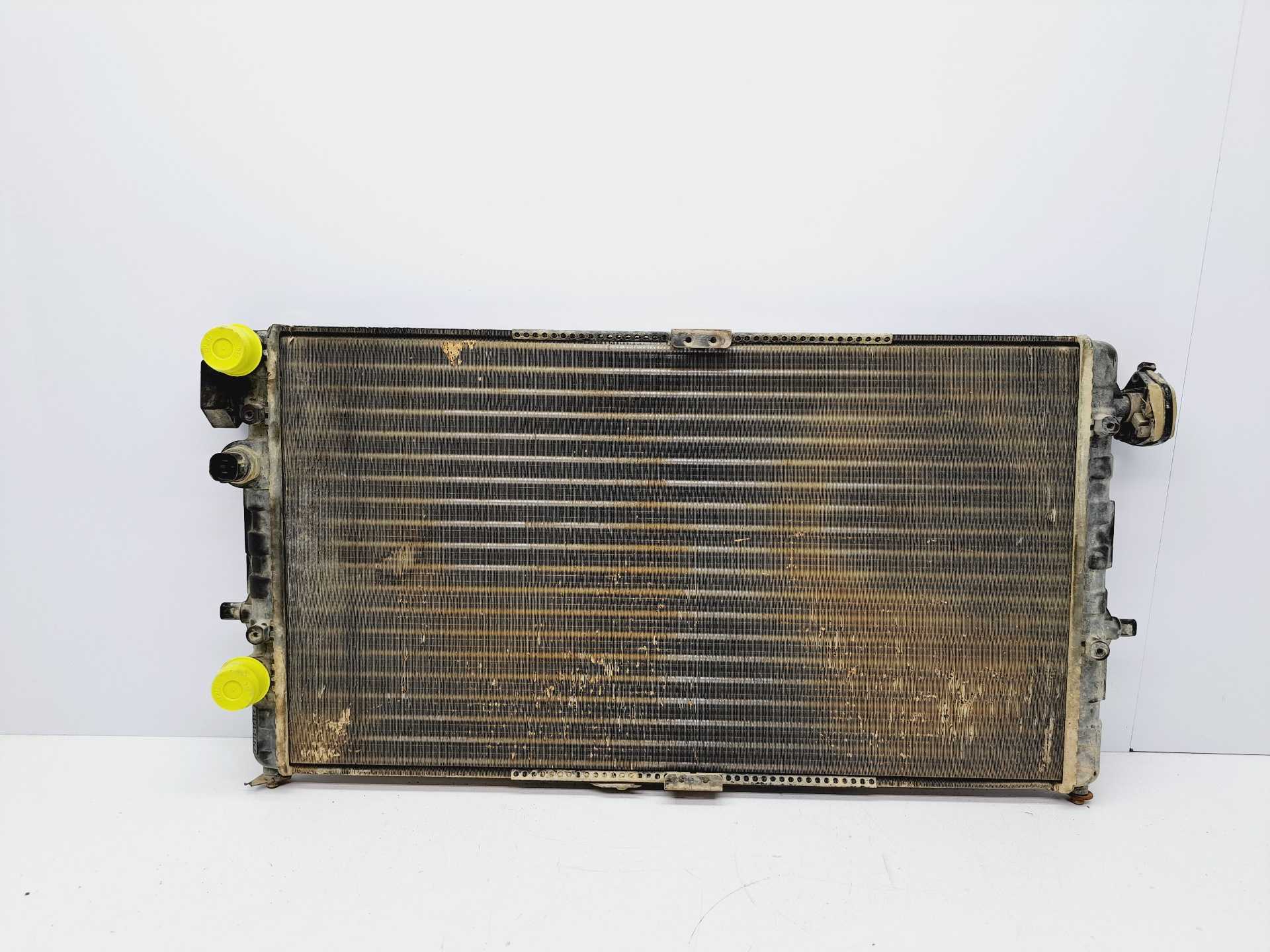 Recambio de radiador agua para seat ibiza (6k1) referencia OEM IAM 869888C 732698 VALEO