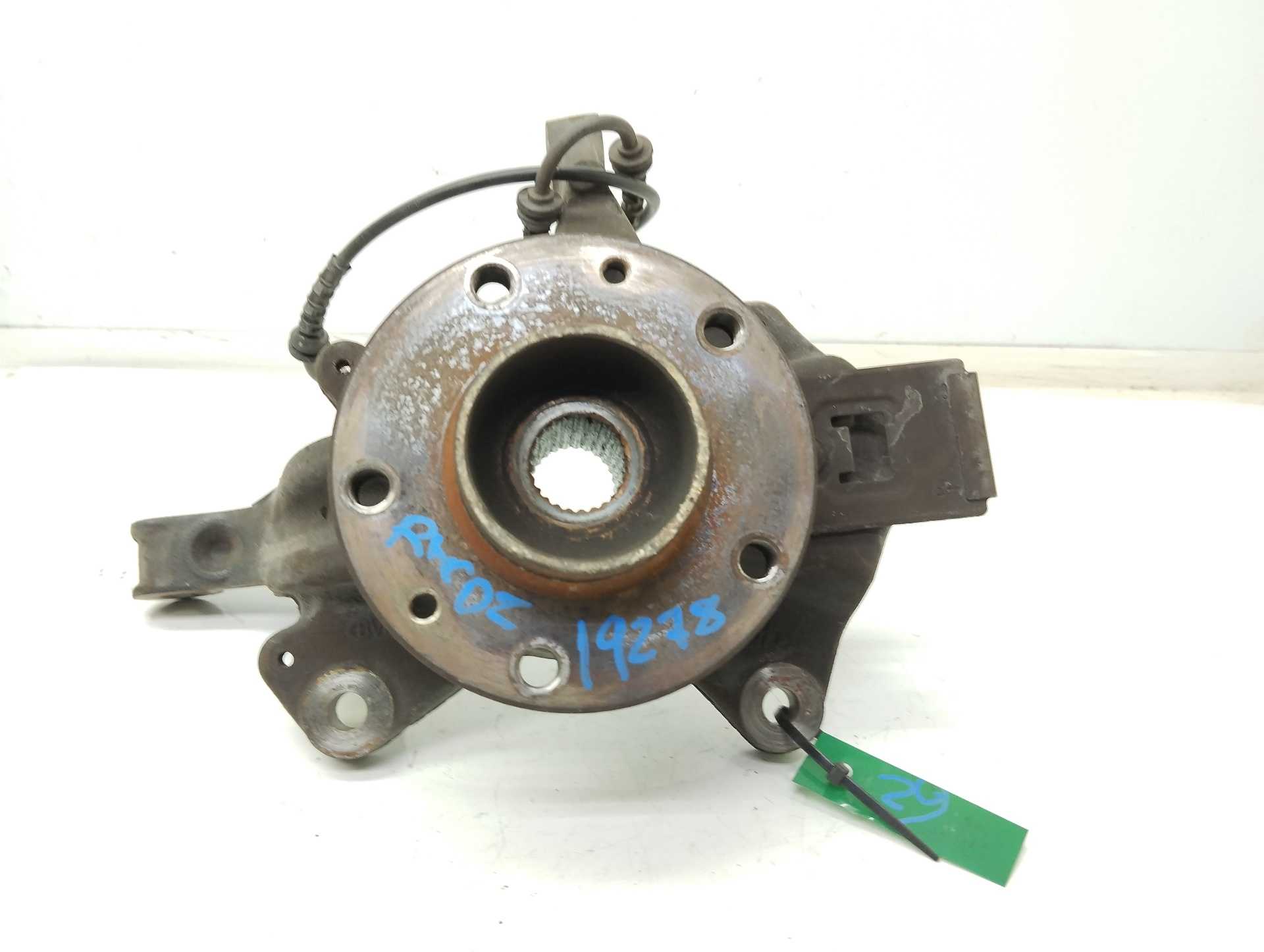 Recambio de mangueta delantera izquierda para renault megane iii berlina 5 p dynamique referencia OEM IAM   