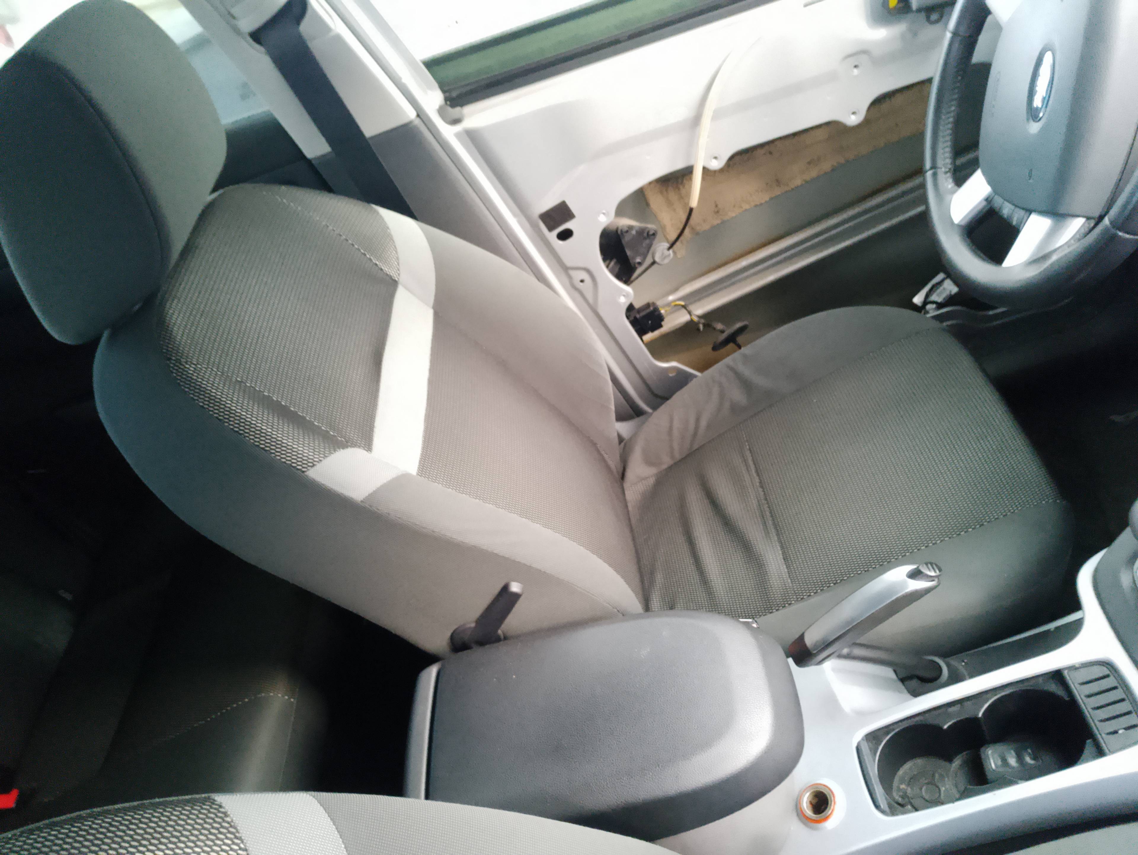 Recambio de asiento delantero izquierdo para ford kuga (cbv) titanium referencia OEM IAM   