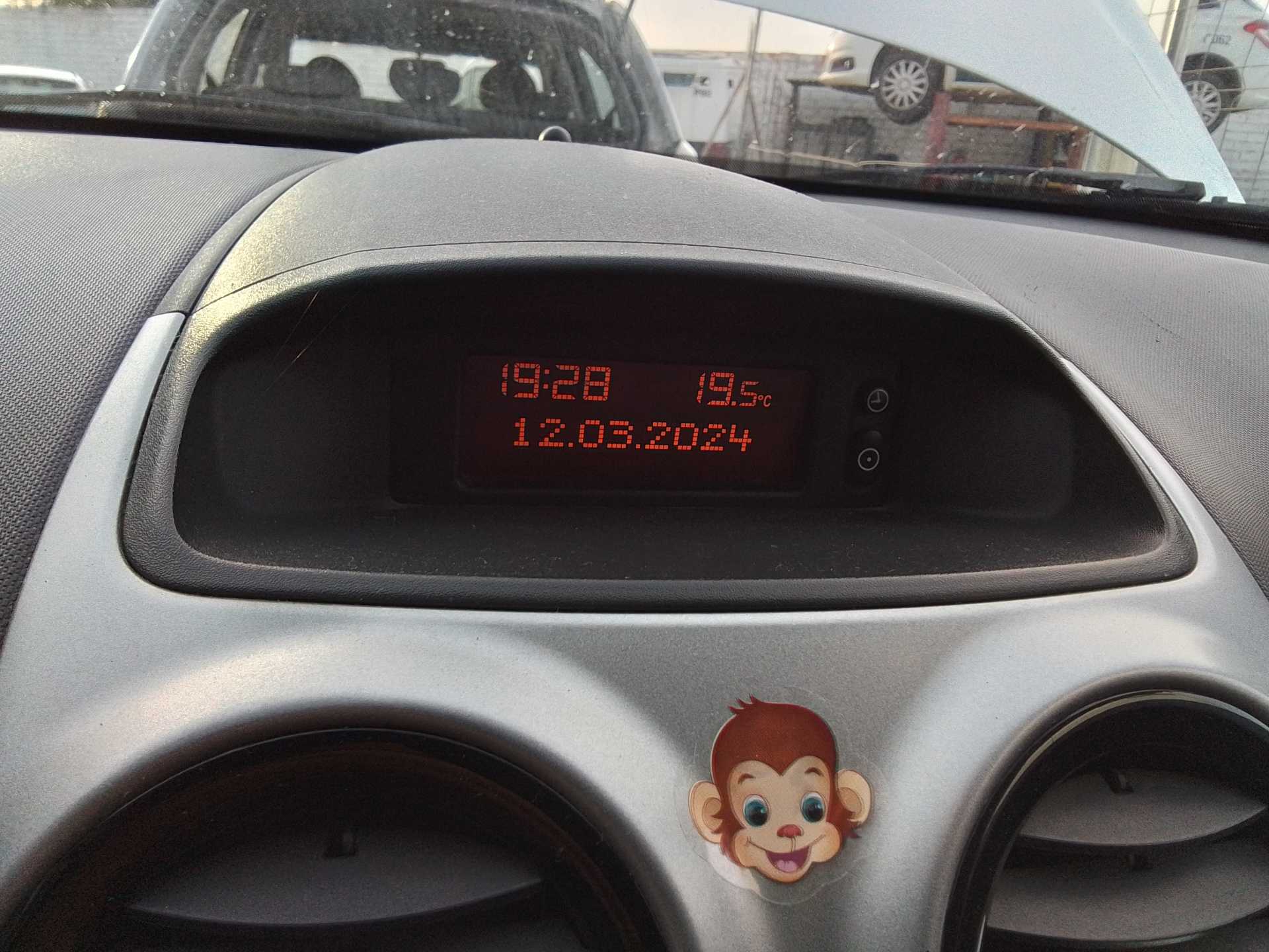 Recambio de pantalla multifuncion para opel corsa d 1.3 16v cdti referencia OEM IAM   