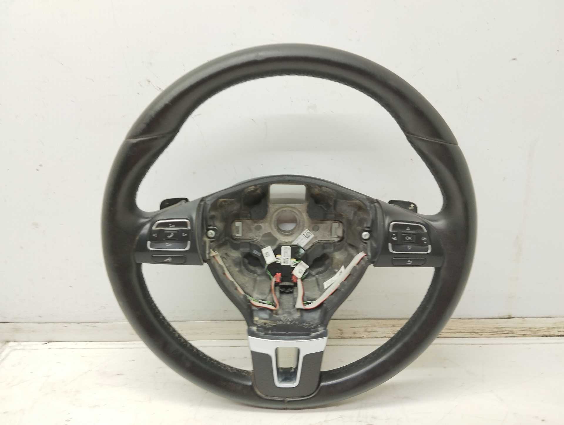 Recambio de volante para volkswagen touran (1t3) 1.6 tdi dpf referencia OEM IAM 61979150Q  