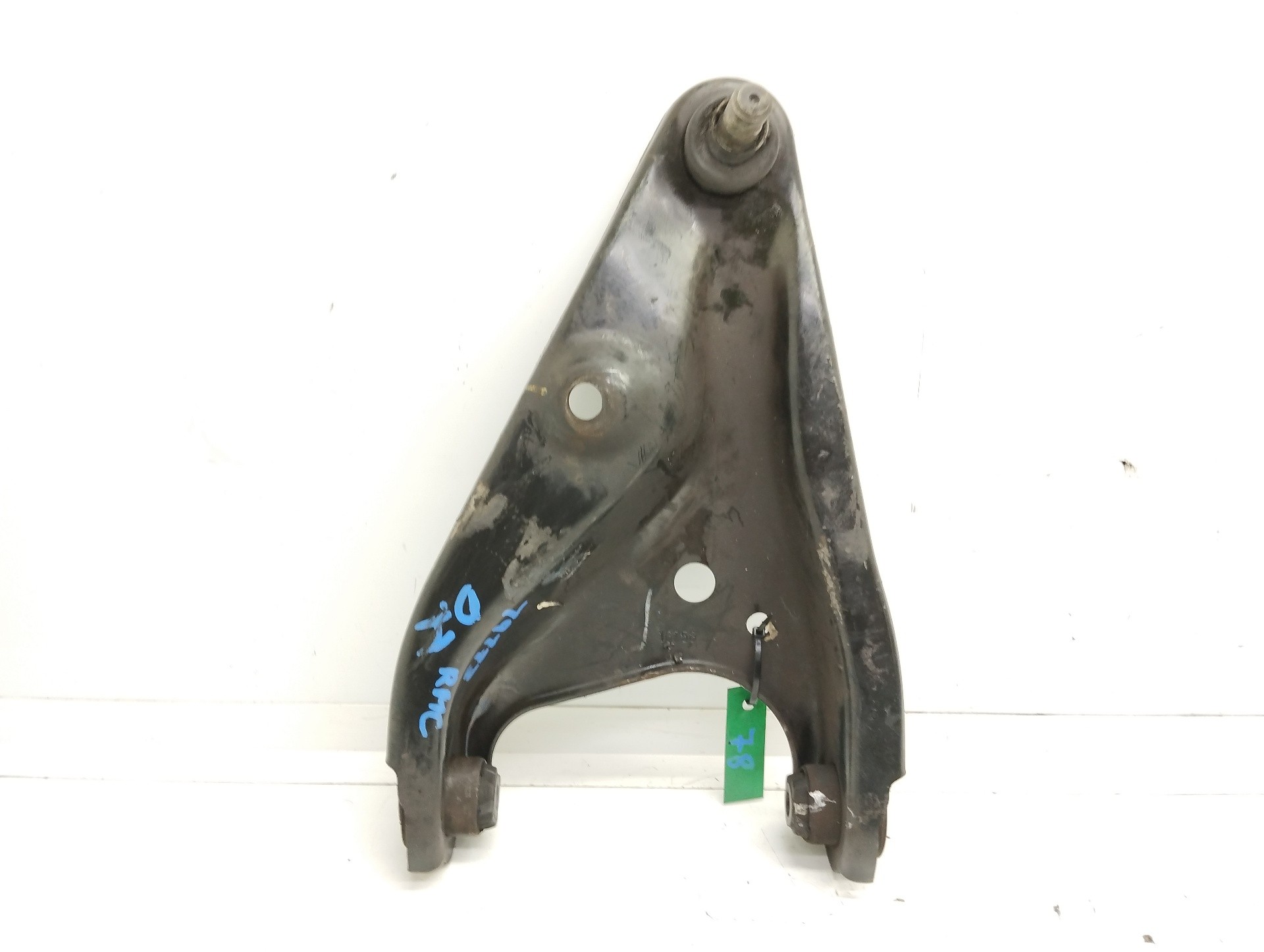 Recambio de brazo suspension inferior delantero izquierdo para dacia lodgy comfort referencia OEM IAM 545017081R  