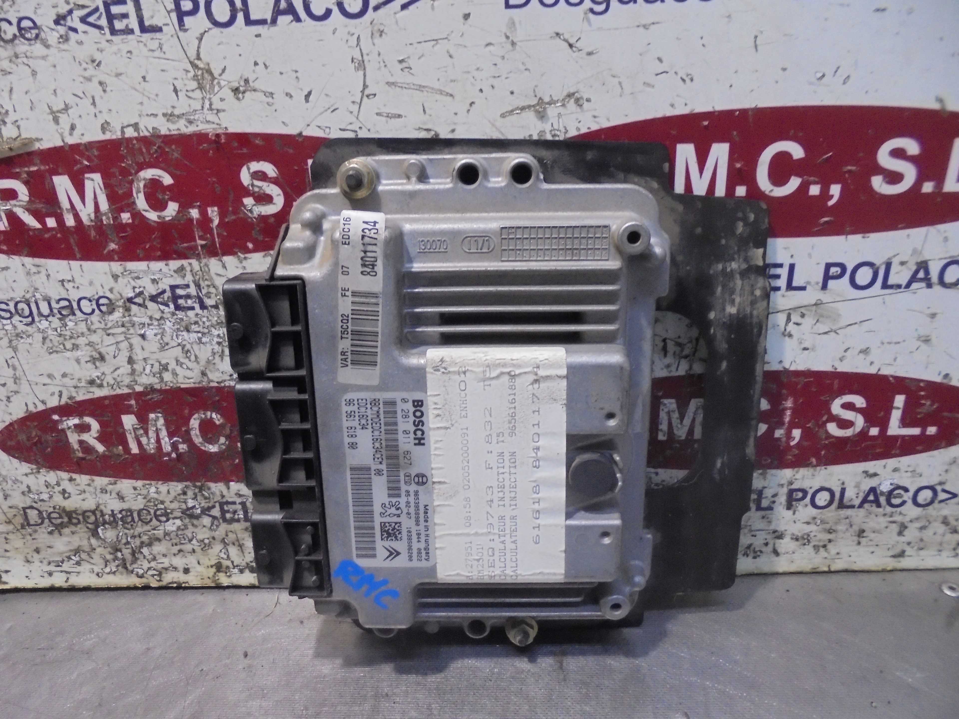 Recambio de centralita motor uce para peugeot 307 break / sw (s1) 1.6 hdi referencia OEM IAM 9656161880 BOSCH 