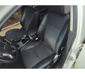 ASIENTO DELANTERO IZQUIERDO 