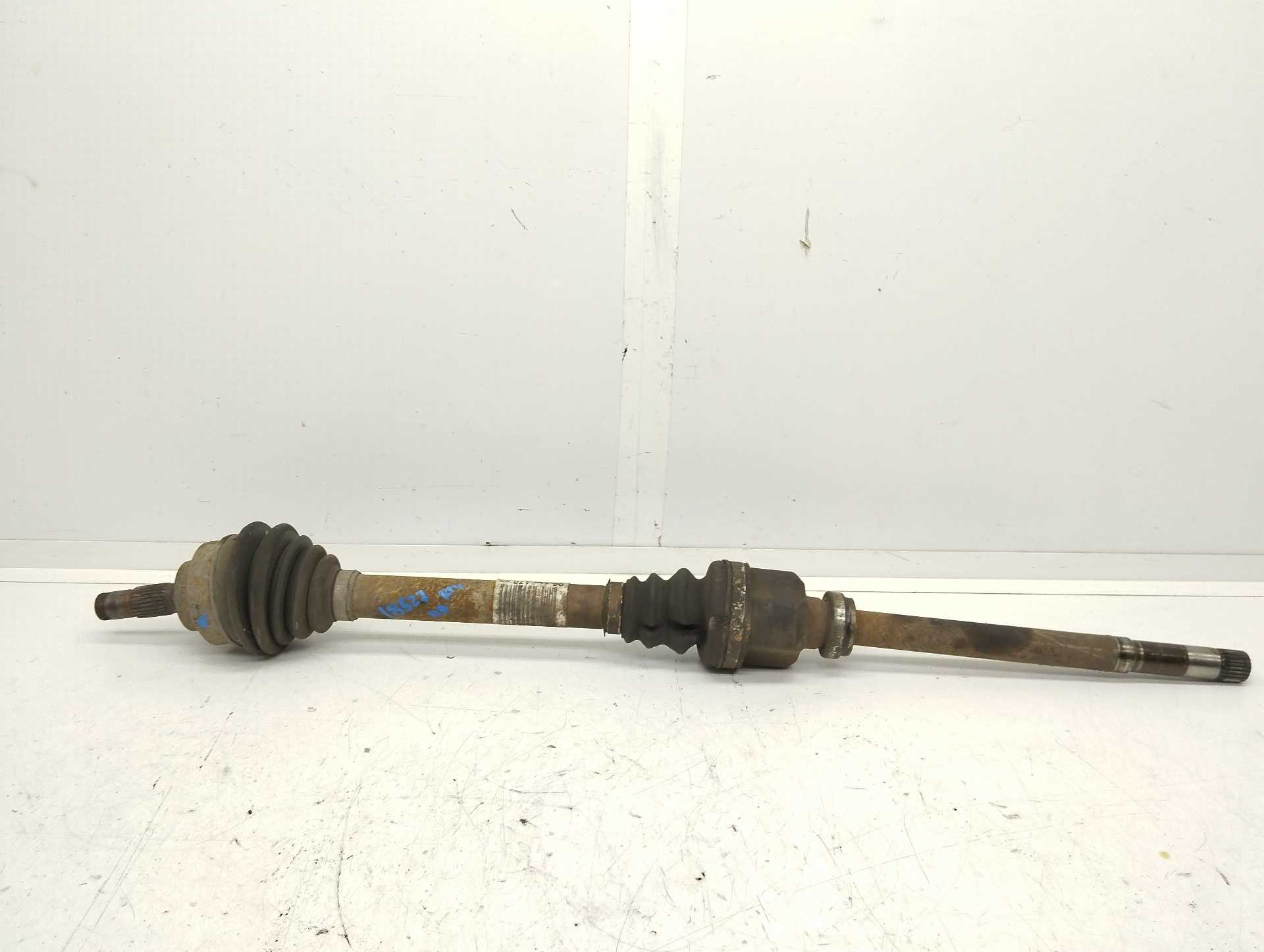 Recambio de transmision delantera derecha para peugeot 307 berlina (s2) xsi referencia OEM IAM 9637117880  