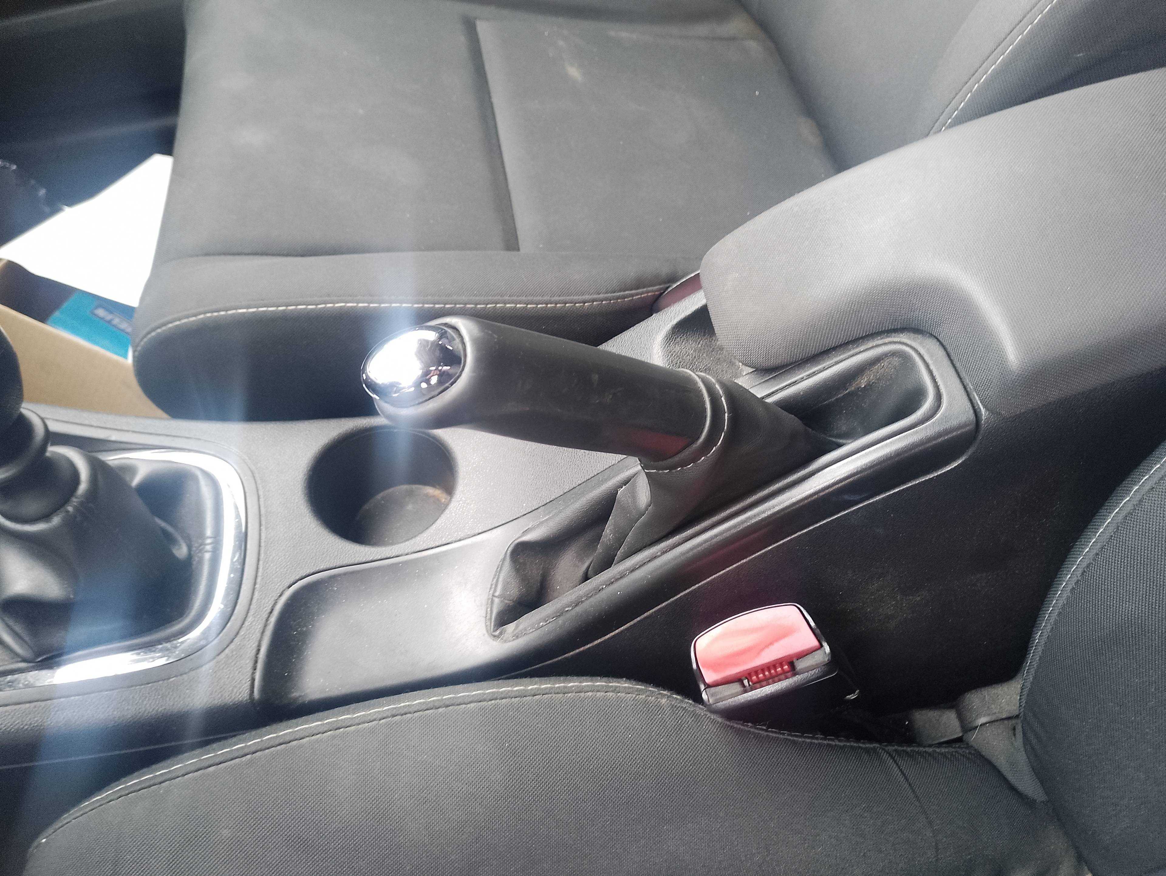 Recambio de palanca freno para renault megane iii berlina 5 p dynamique referencia OEM IAM   