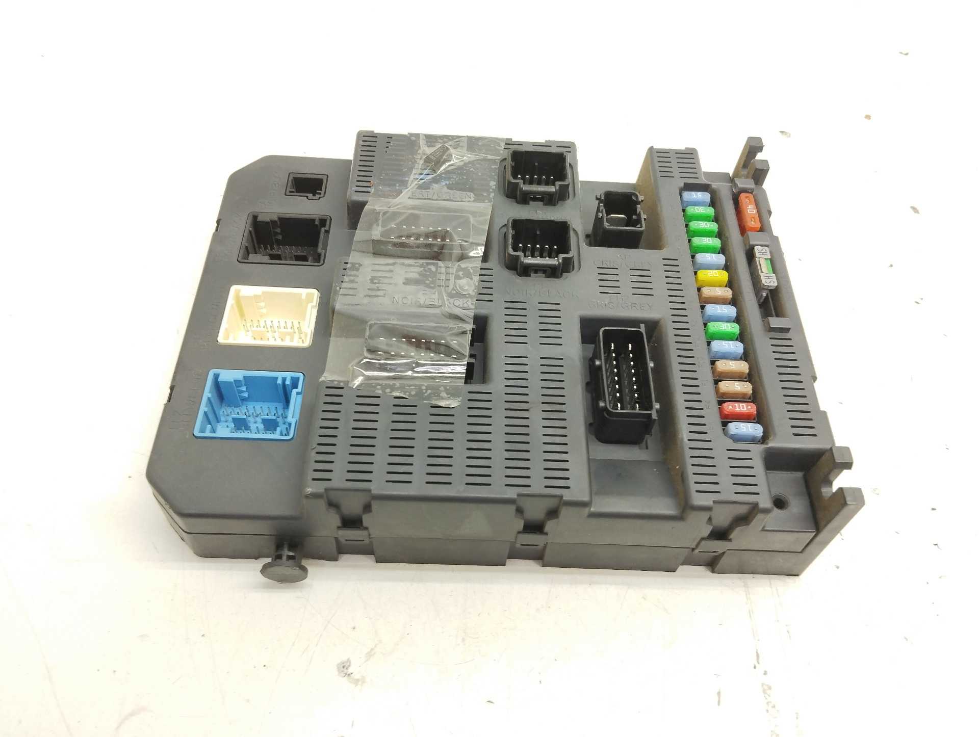 Recambio de centralita bsi para citroën c4 berlina collection referencia OEM IAM 9663798480 VALEO 