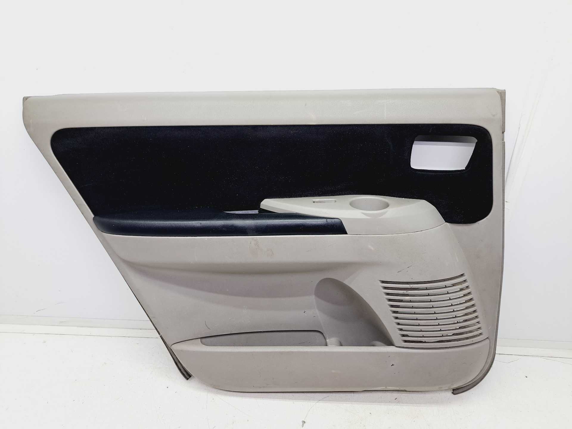 Recambio de guarnecido puerta trasera izquierda para mitsubishi grandis (na0w) 2.0 di-d cat referencia OEM IAM MR57610301  