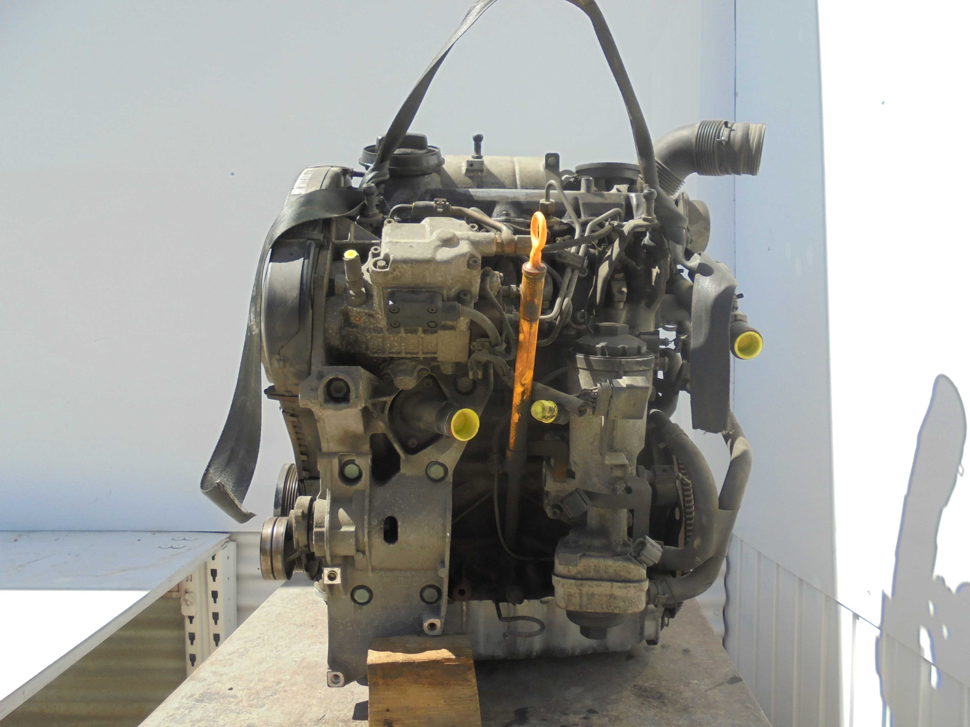 Recambio de motor completo para volkswagen polo (9n1) conceptline referencia OEM IAM ASY  