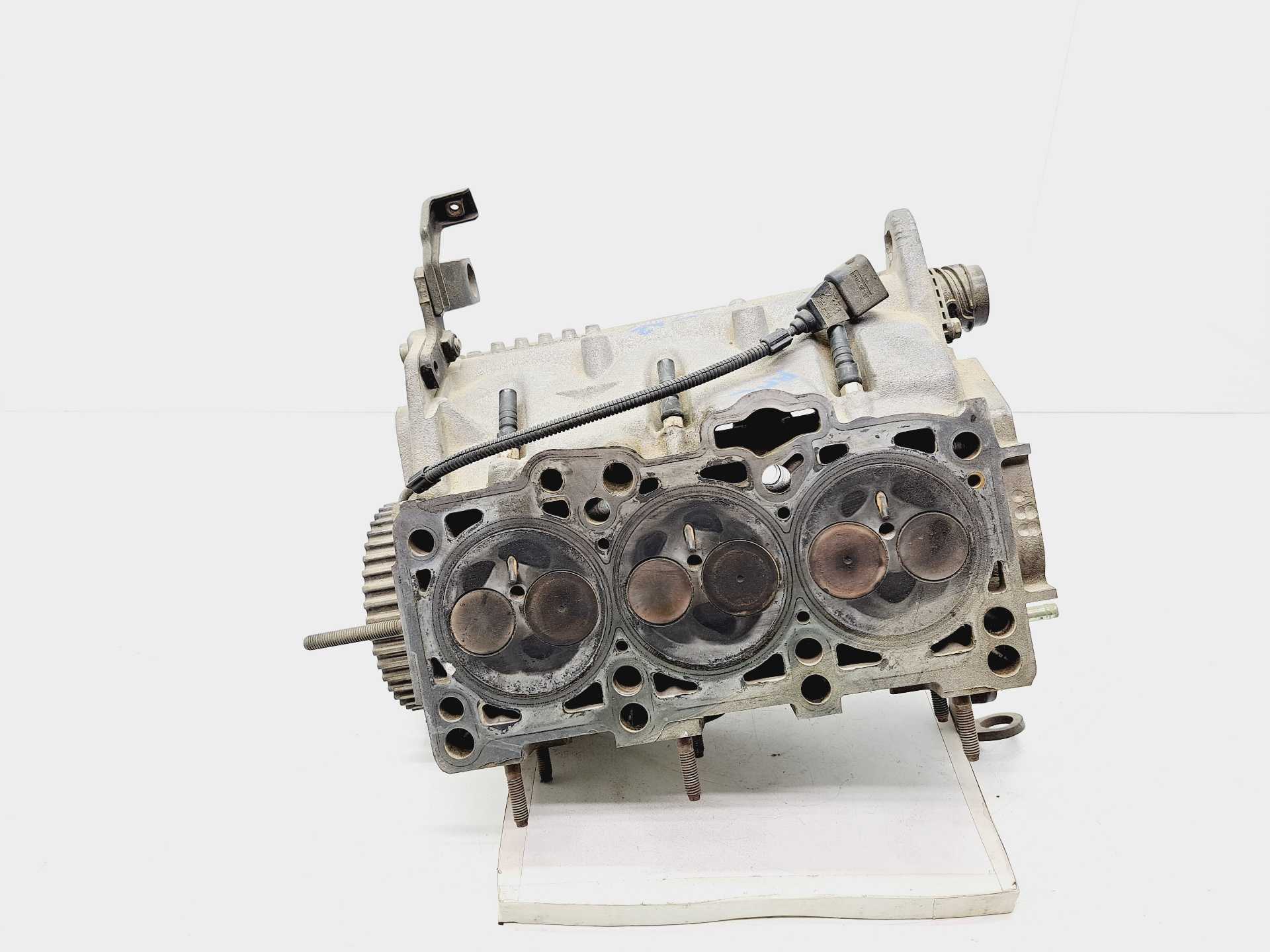 Recambio de culata para audi a2 (8z) 1.4 tdi referencia OEM IAM 045103373  