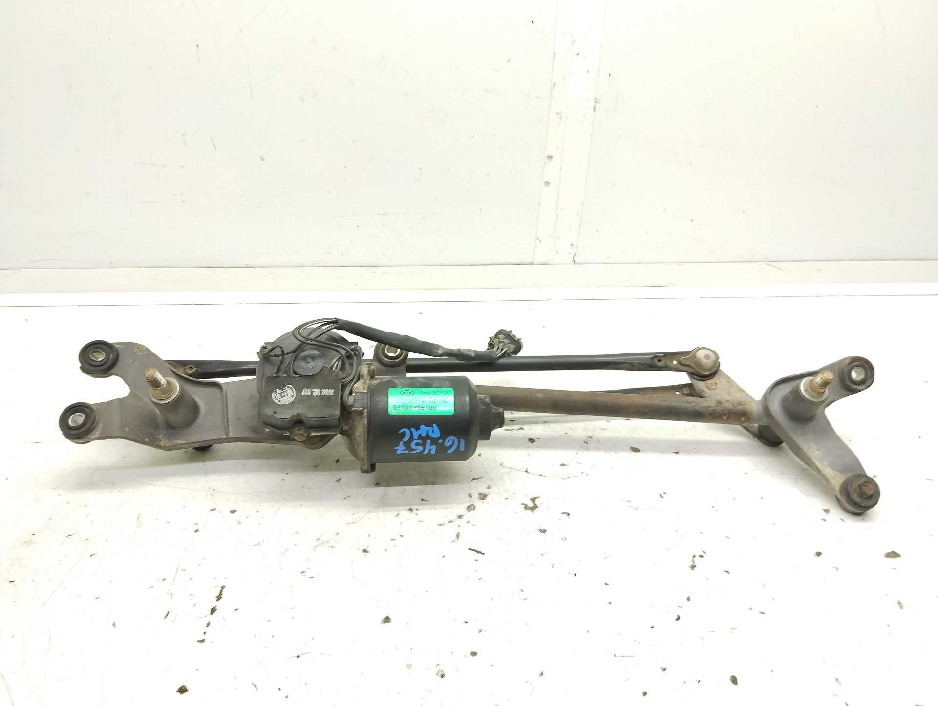 Recambio de motor limpia delantero para kia sorento 2.5 crdi active referencia OEM IAM 981003E100 035247430 DENSO
