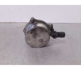 Recambio de depresor freno / bomba vacio para renault laguna ii (bg0) confort authentique referencia OEM IAM 8200072985 PIERBURG