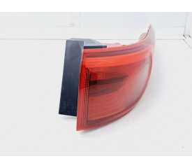 Recambio de piloto trasero derecho para kia sportage 1.7 crdi cat referencia OEM IAM 92402F10 MOBIS 