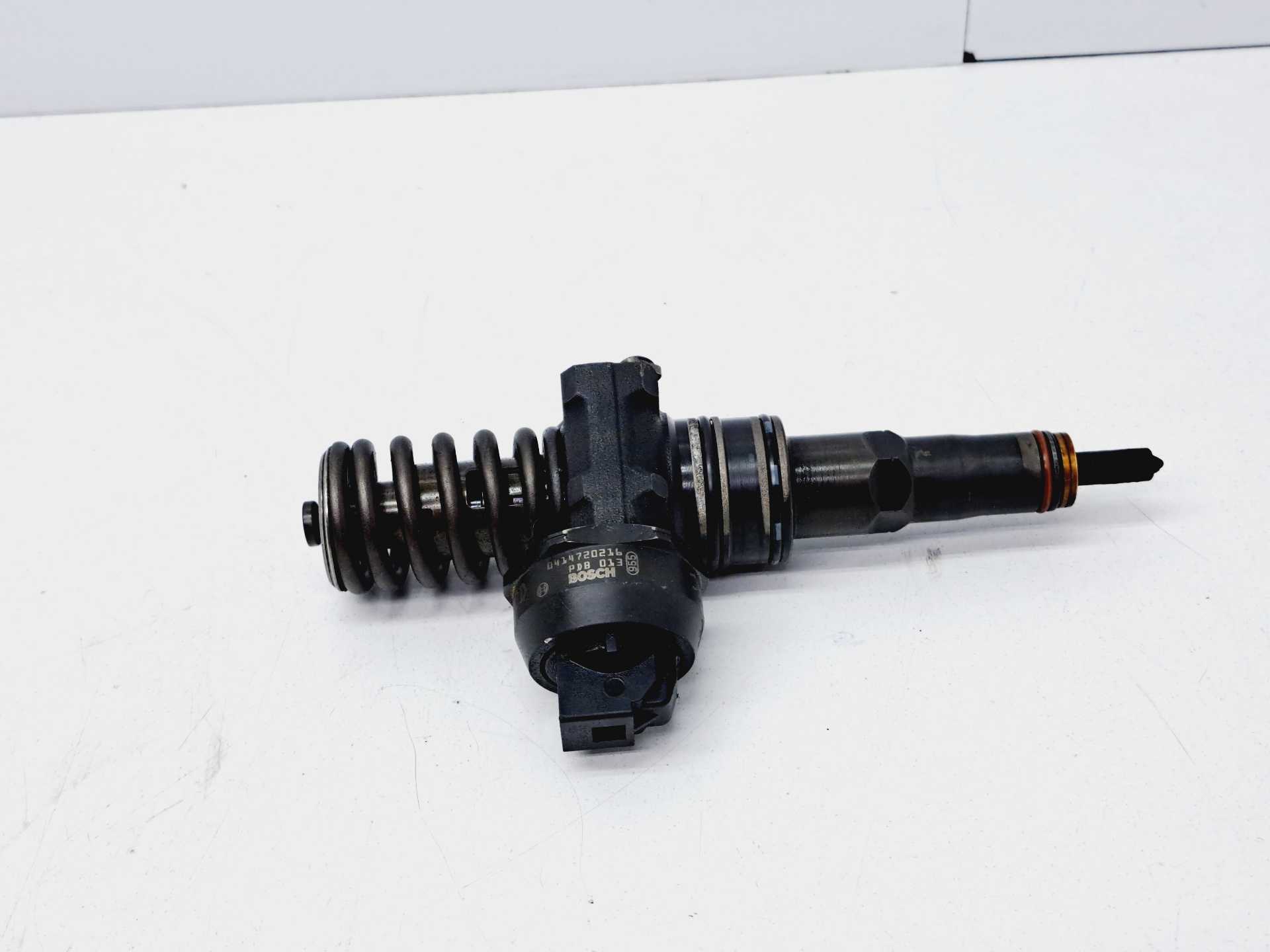 Recambio de inyector para audi a2 (8z) 1.4 tdi referencia OEM IAM 038130073BA 0414720216 BOSCH