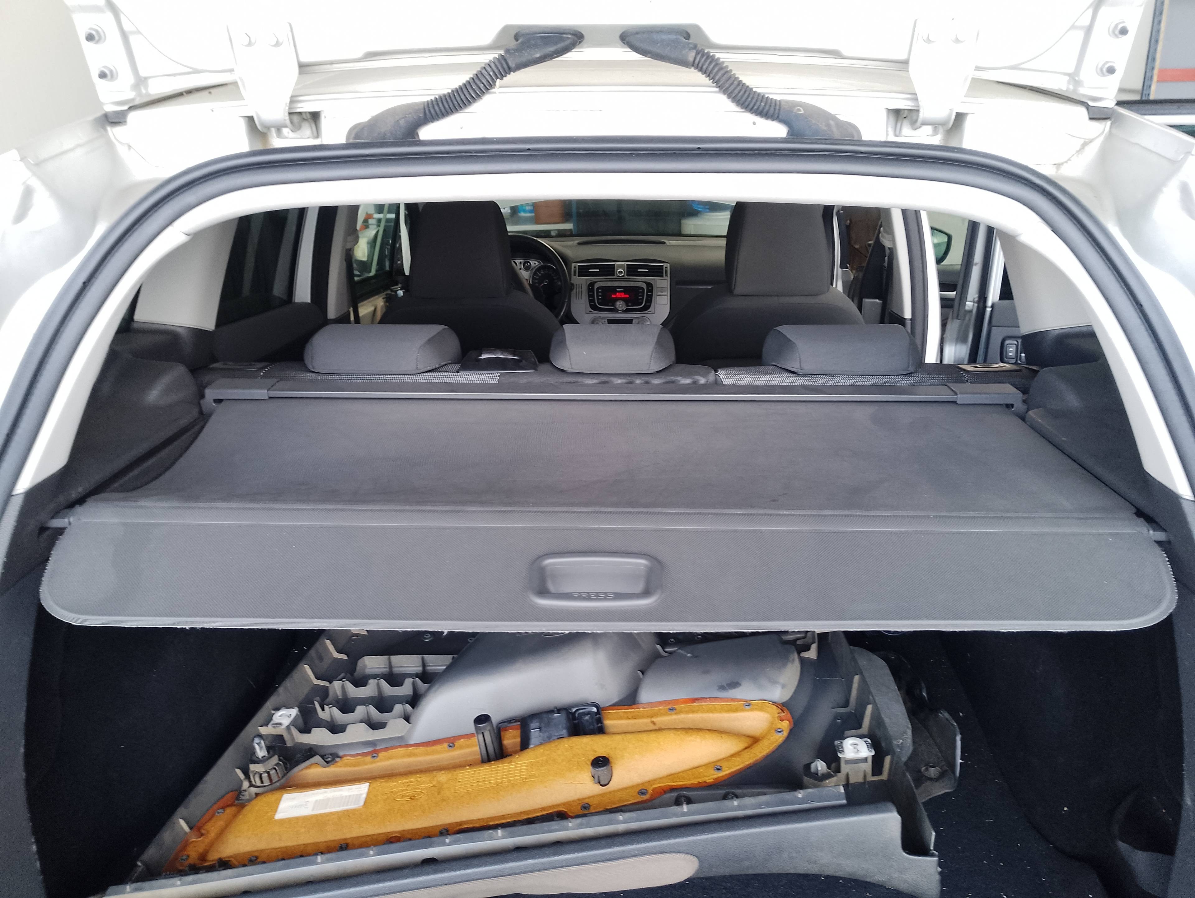 Recambio de bandeja trasera para ford kuga (cbv) titanium referencia OEM IAM   