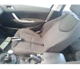 ASIENTO DELANTERO DERECHO 