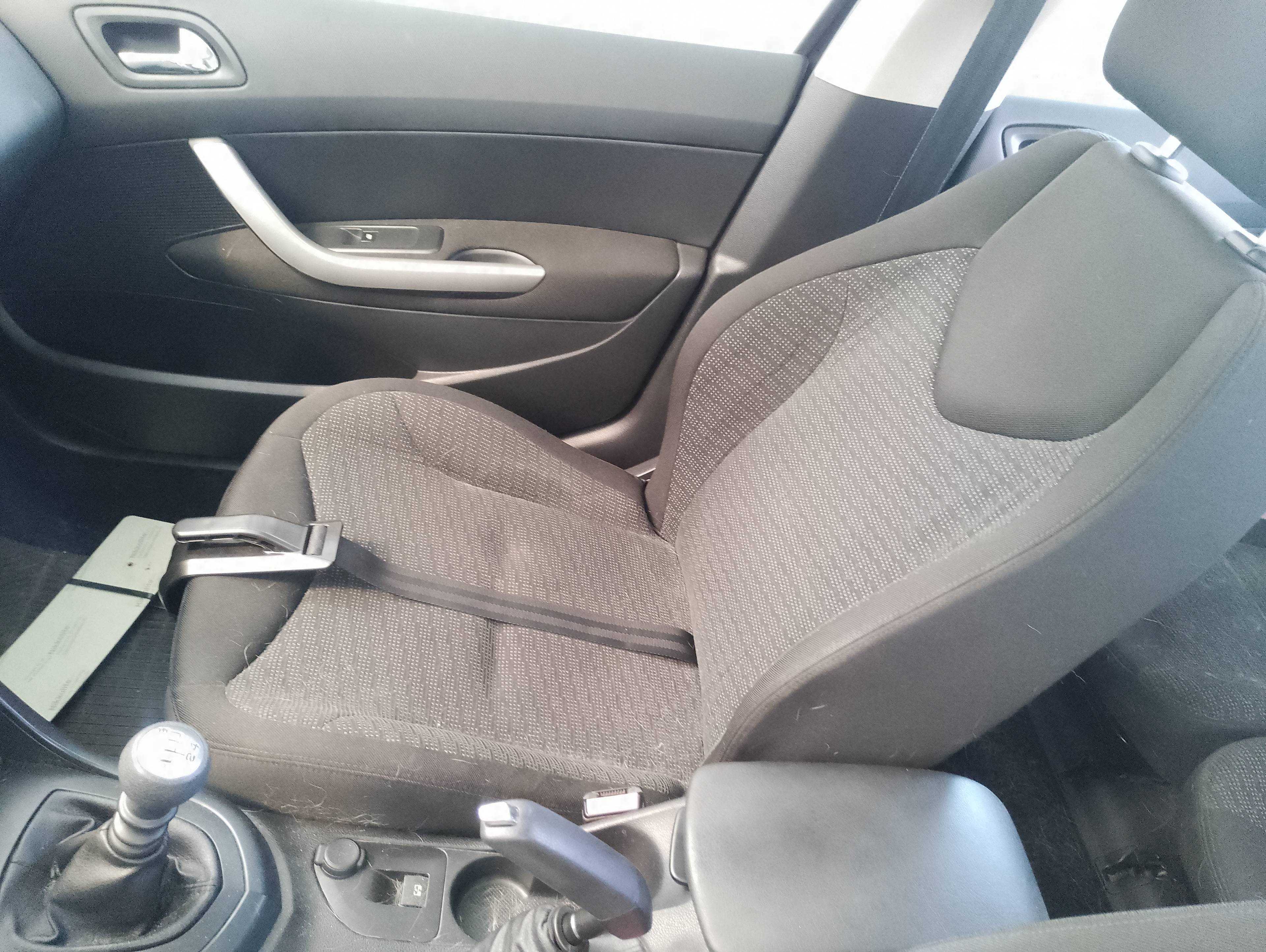 Recambio de asiento delantero derecho para peugeot 308 sw sportium referencia OEM IAM   