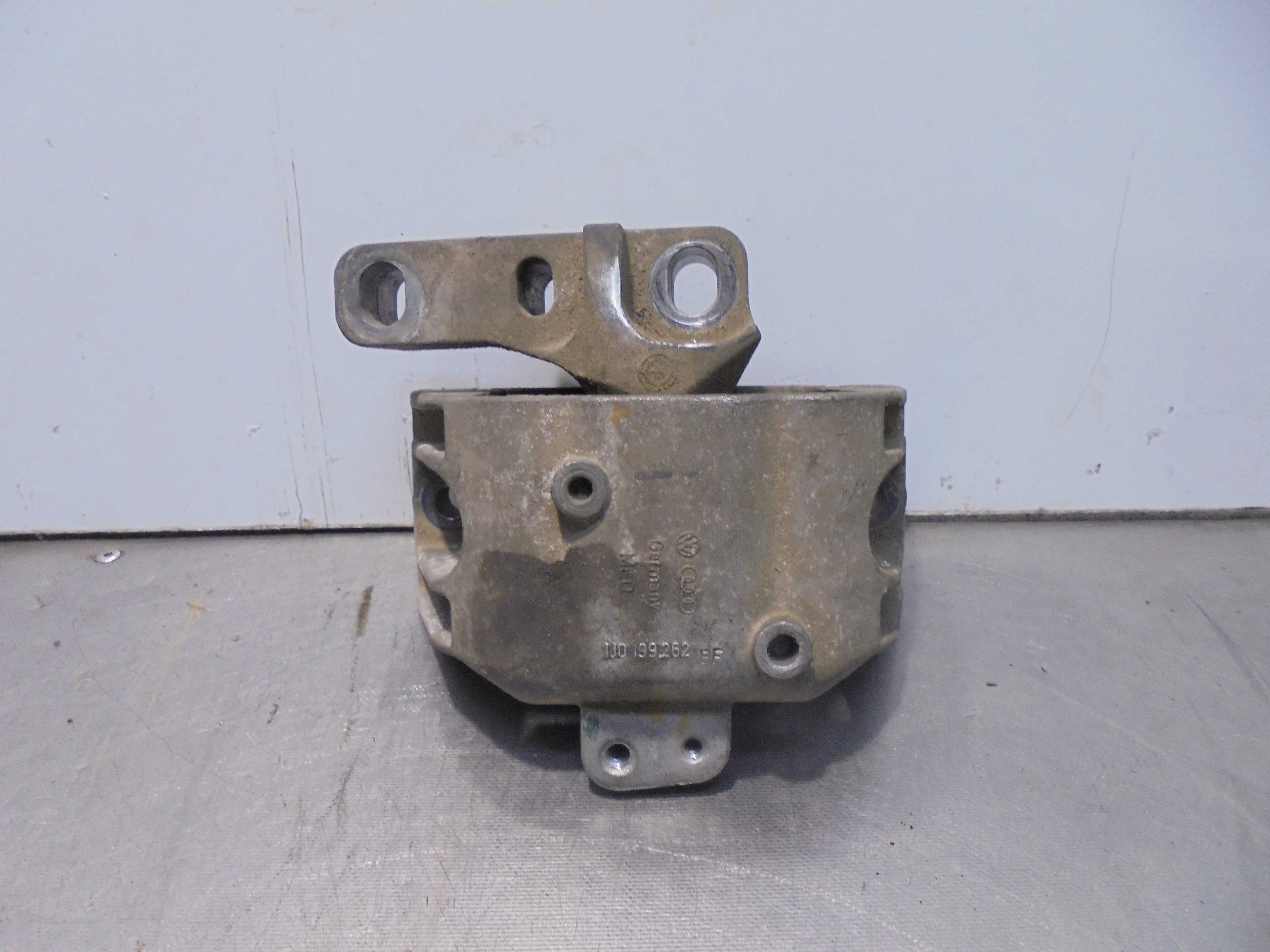 Recambio de soporte motor derecho para volkswagen bora berlina (1j2) conceptline referencia OEM IAM 1J0199262  