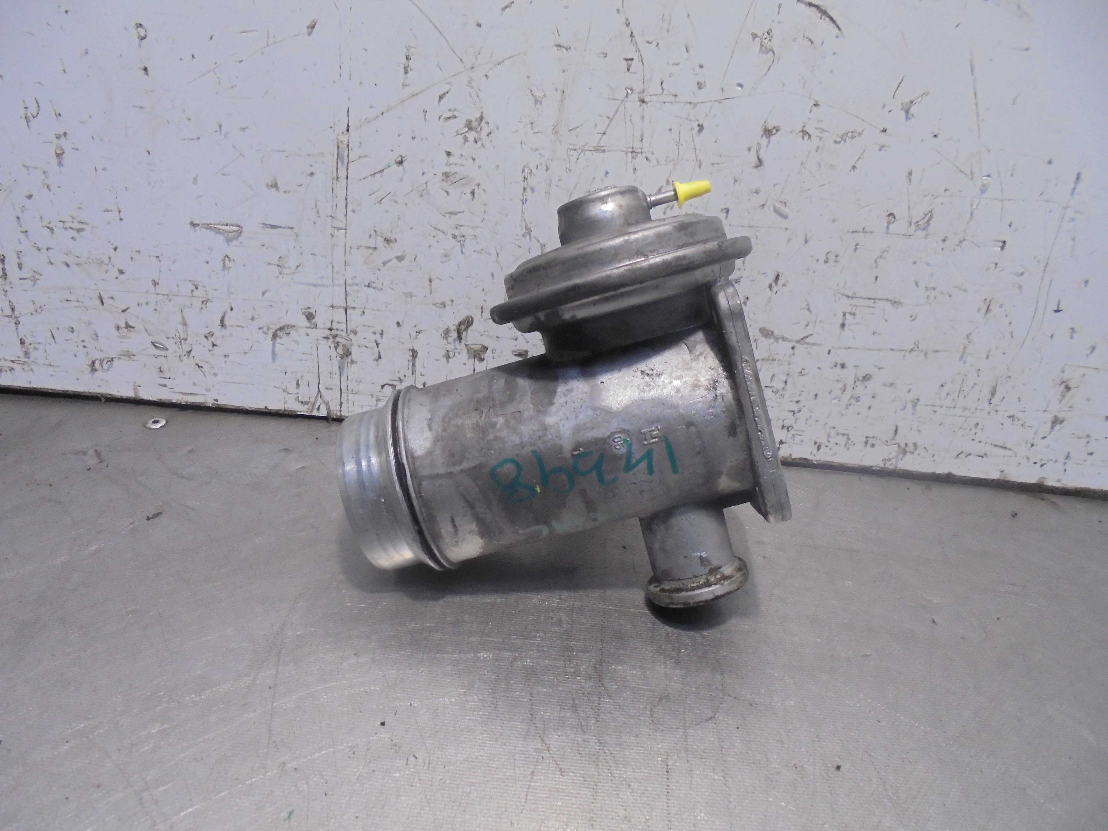 Recambio de valvula egr para bmw serie 3 berlina (e90) 320d referencia OEM IAM 7792077  