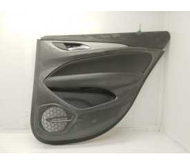 GUARNECIDO PUERTA TRASERA DERECHA YF3074198RH 
