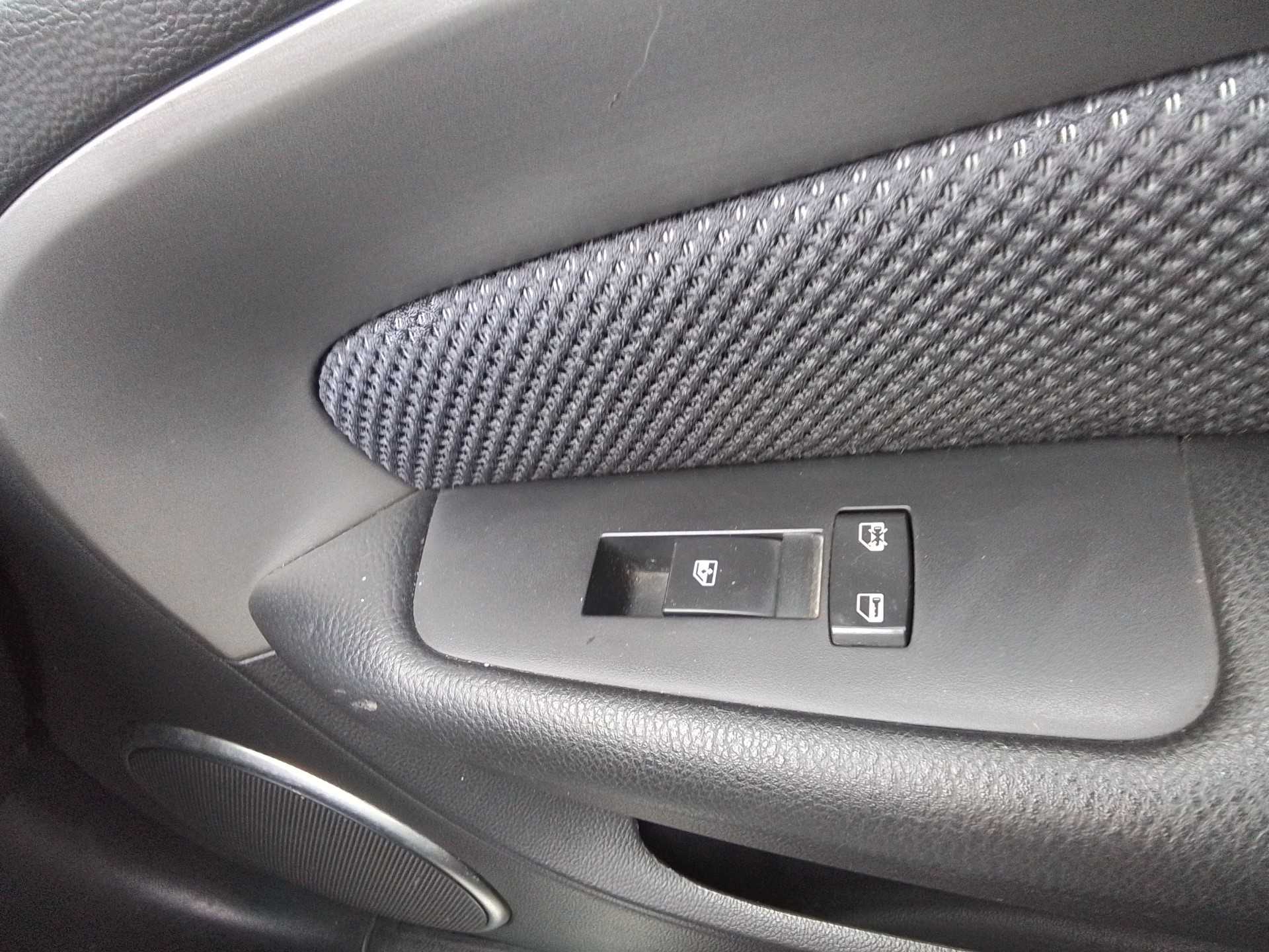 Recambio de mando elevalunas delantero derecho para chevrolet epica 2.0 diesel cat referencia OEM IAM   