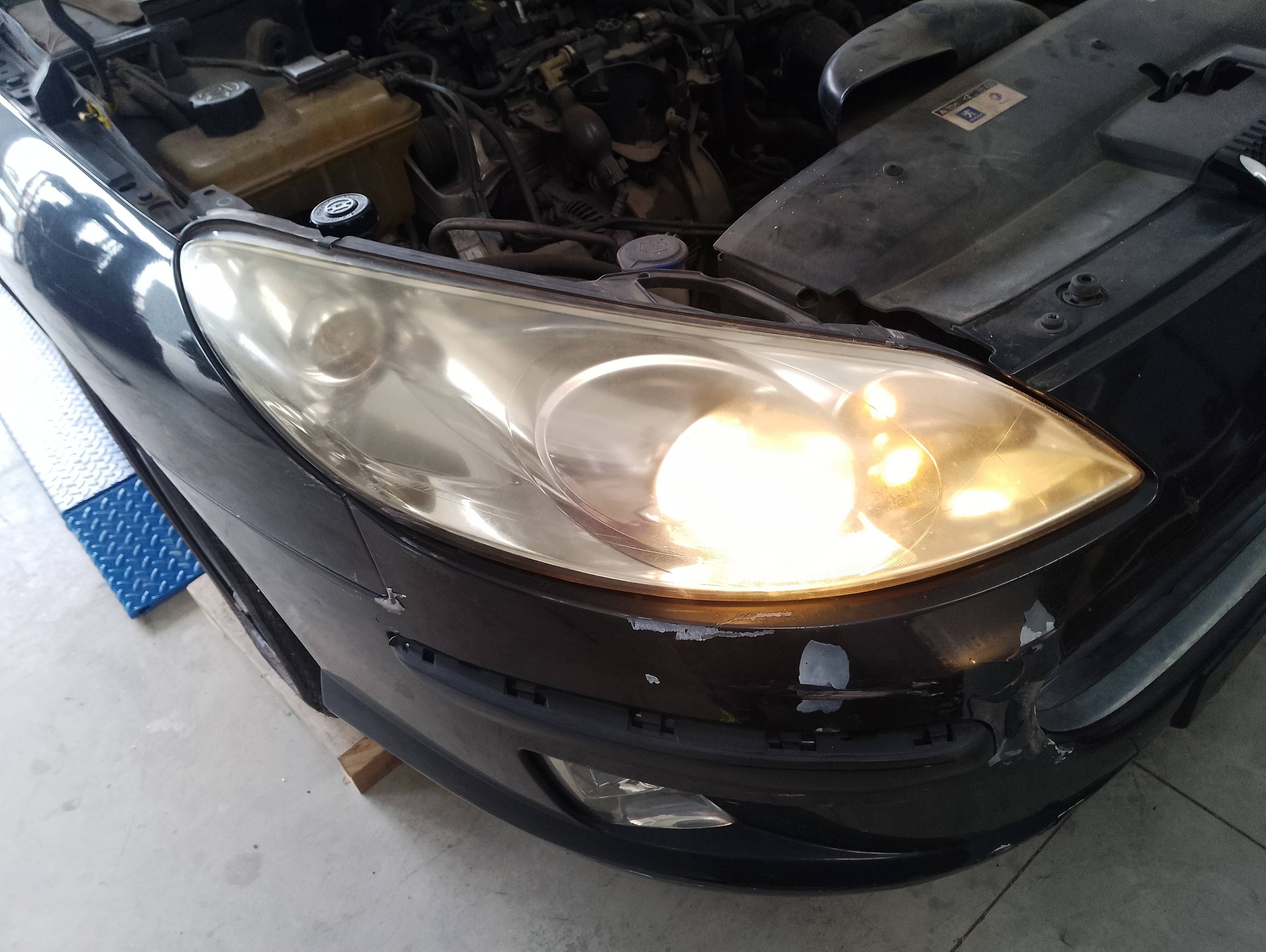 Recambio de faro derecho para peugeot 407 st confort referencia OEM IAM   