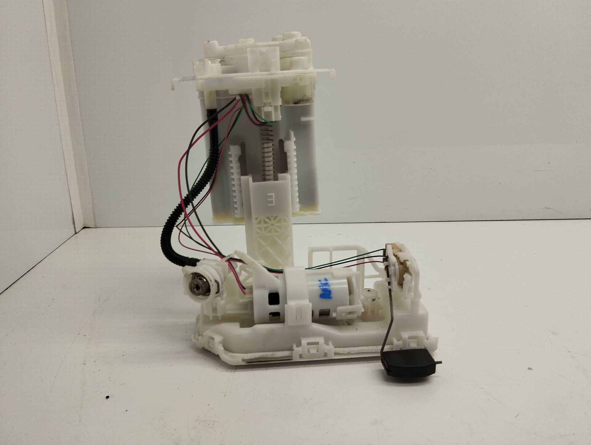 Recambio de aforador para toyota corolla hybrid (e21) 1.8 referencia OEM IAM 77020-02C21  