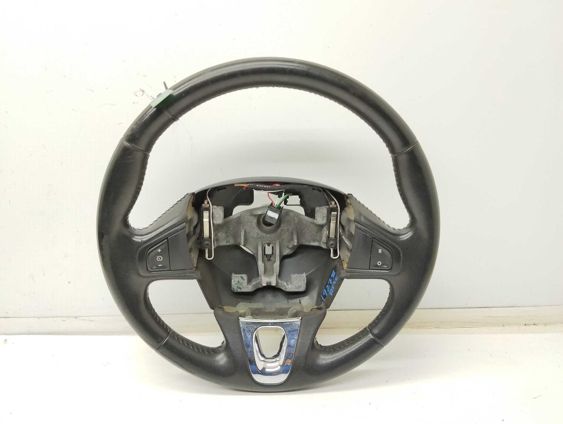 Recambio de volante para renault megane iii berlina 5 p dynamique referencia OEM IAM 609581499  