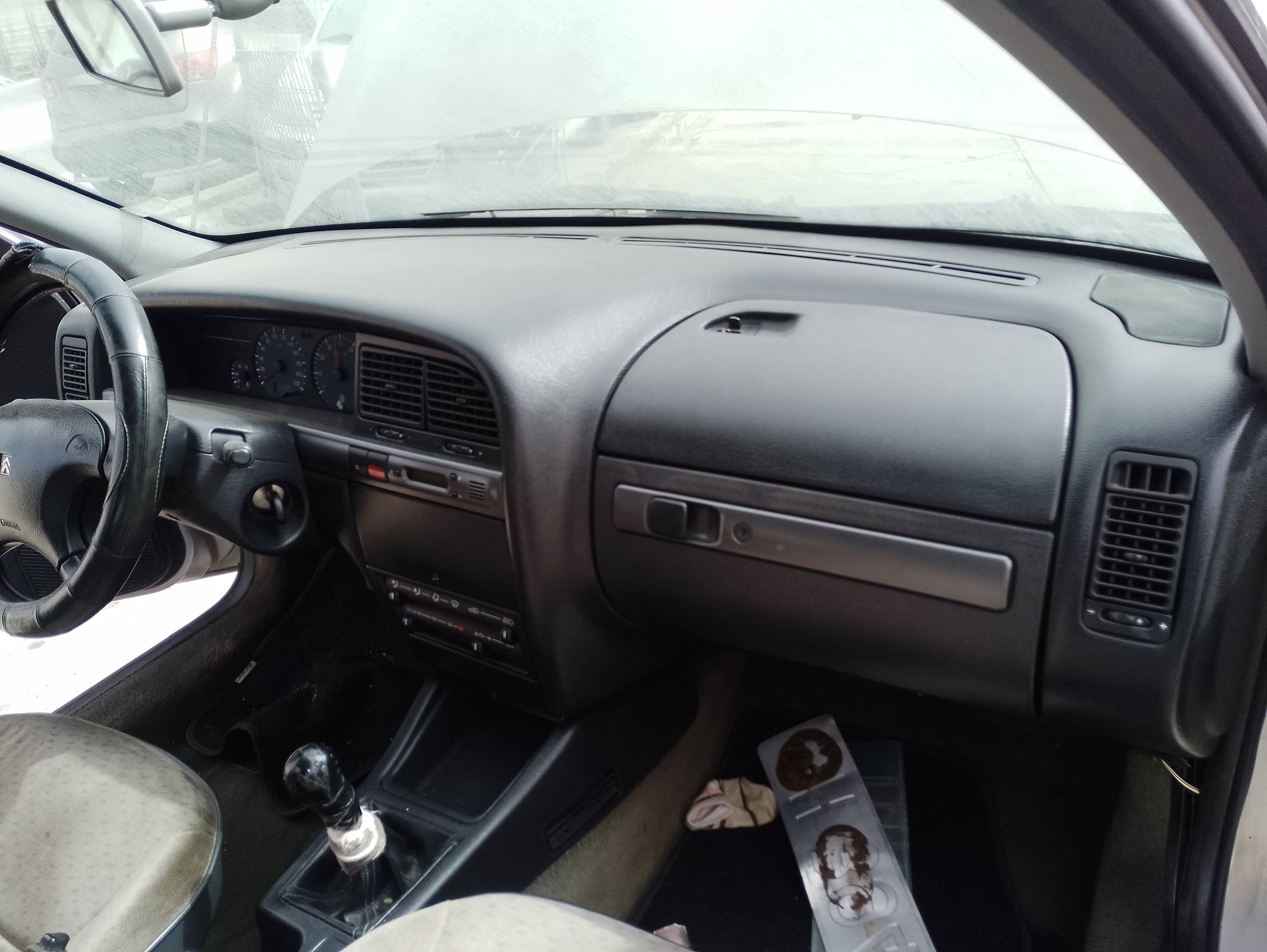 Recambio de salpicadero para citroën xantia berlina 1.6 armonia referencia OEM IAM   