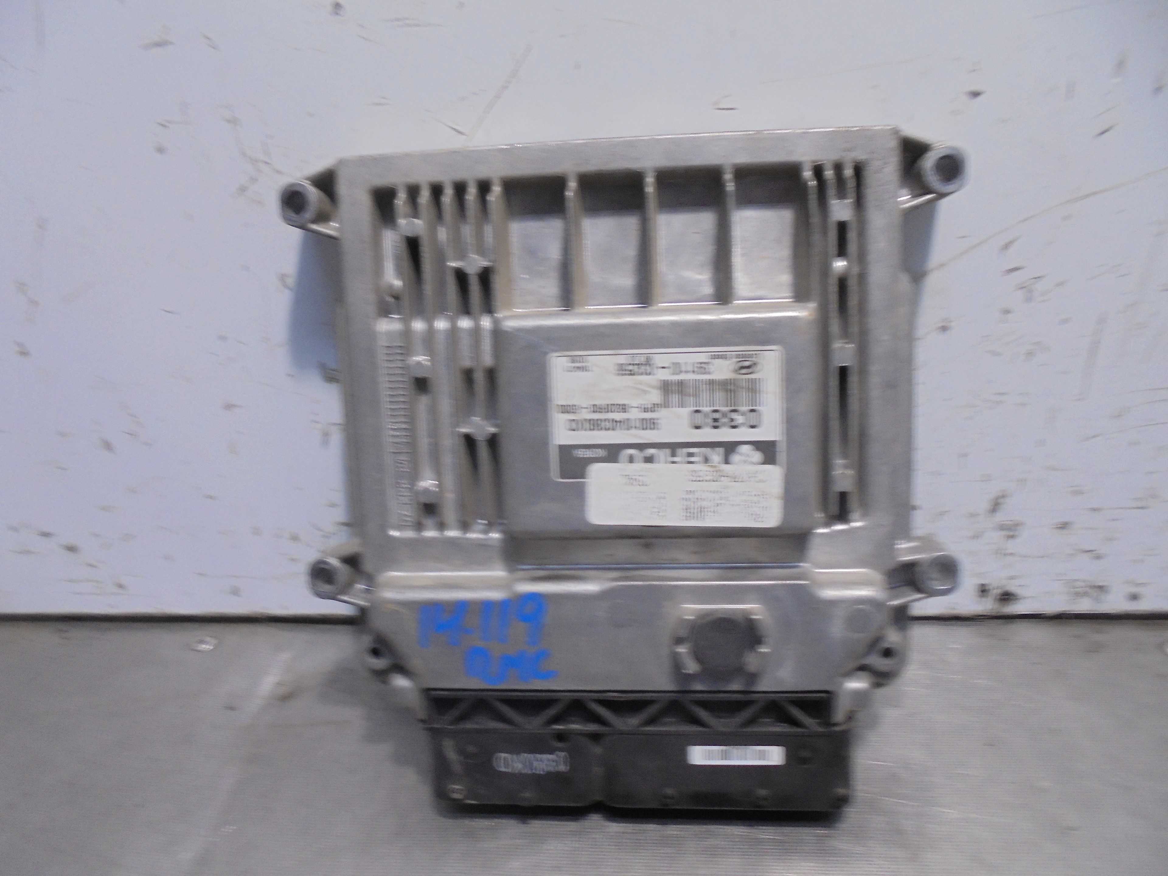 Recambio de centralita motor uce para hyundai i20 1.2 cat referencia OEM IAM 3911003256 BOSCH KEFICO 