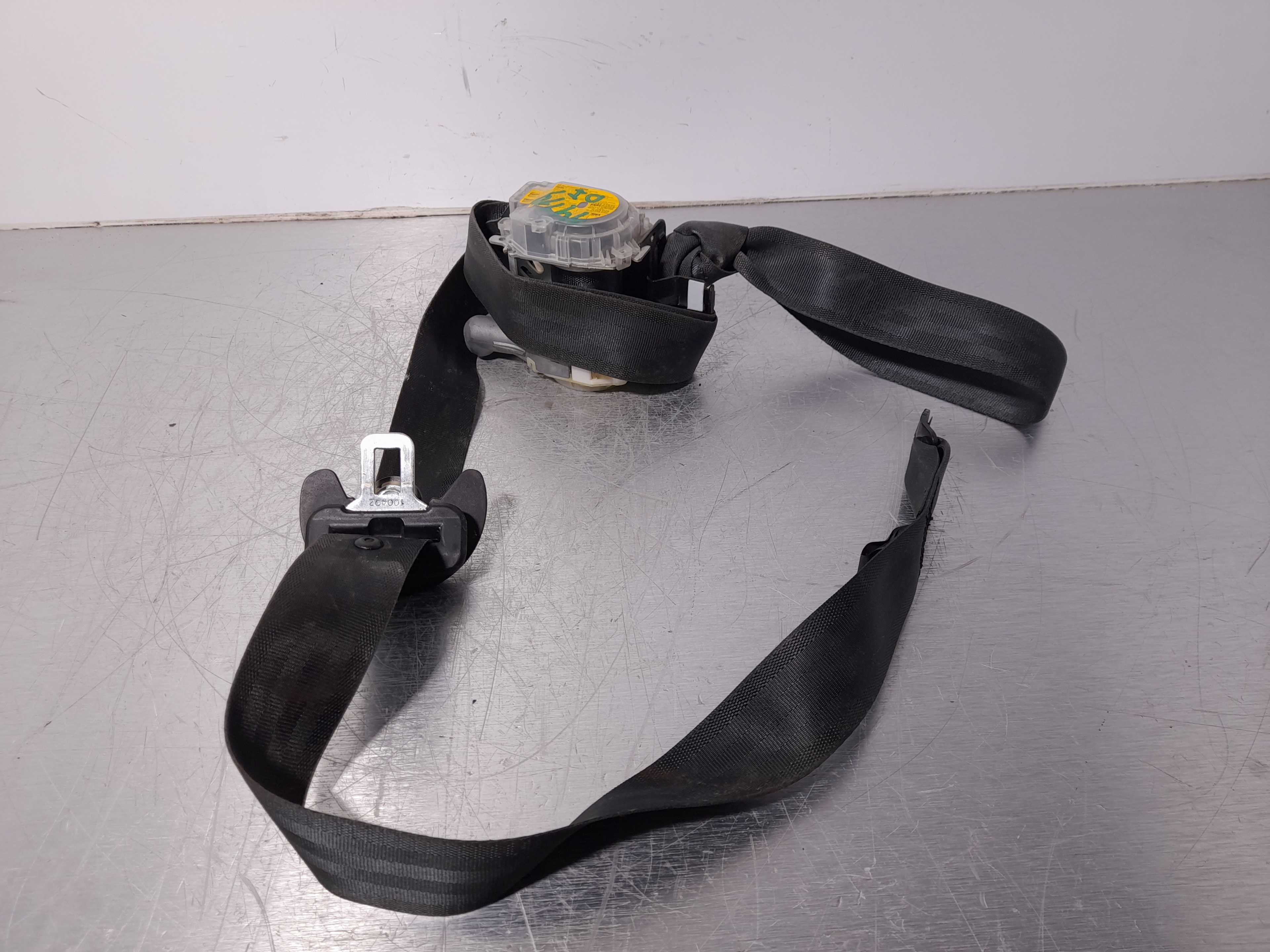 Recambio de cinturon seguridad delantero izquierdo para hyundai i20 1.2 cat referencia OEM IAM   