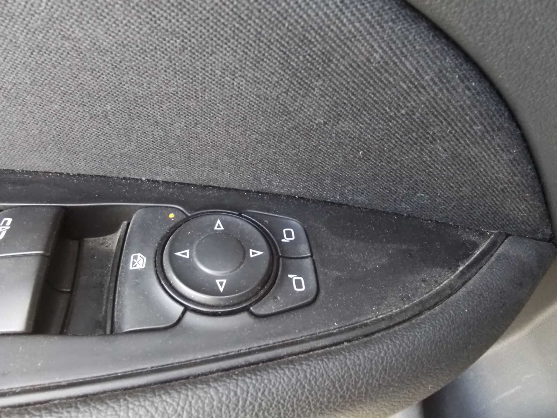 Recambio de mando retrovisor para opel insignia grand sport 1.6 cdti dpf referencia OEM IAM   