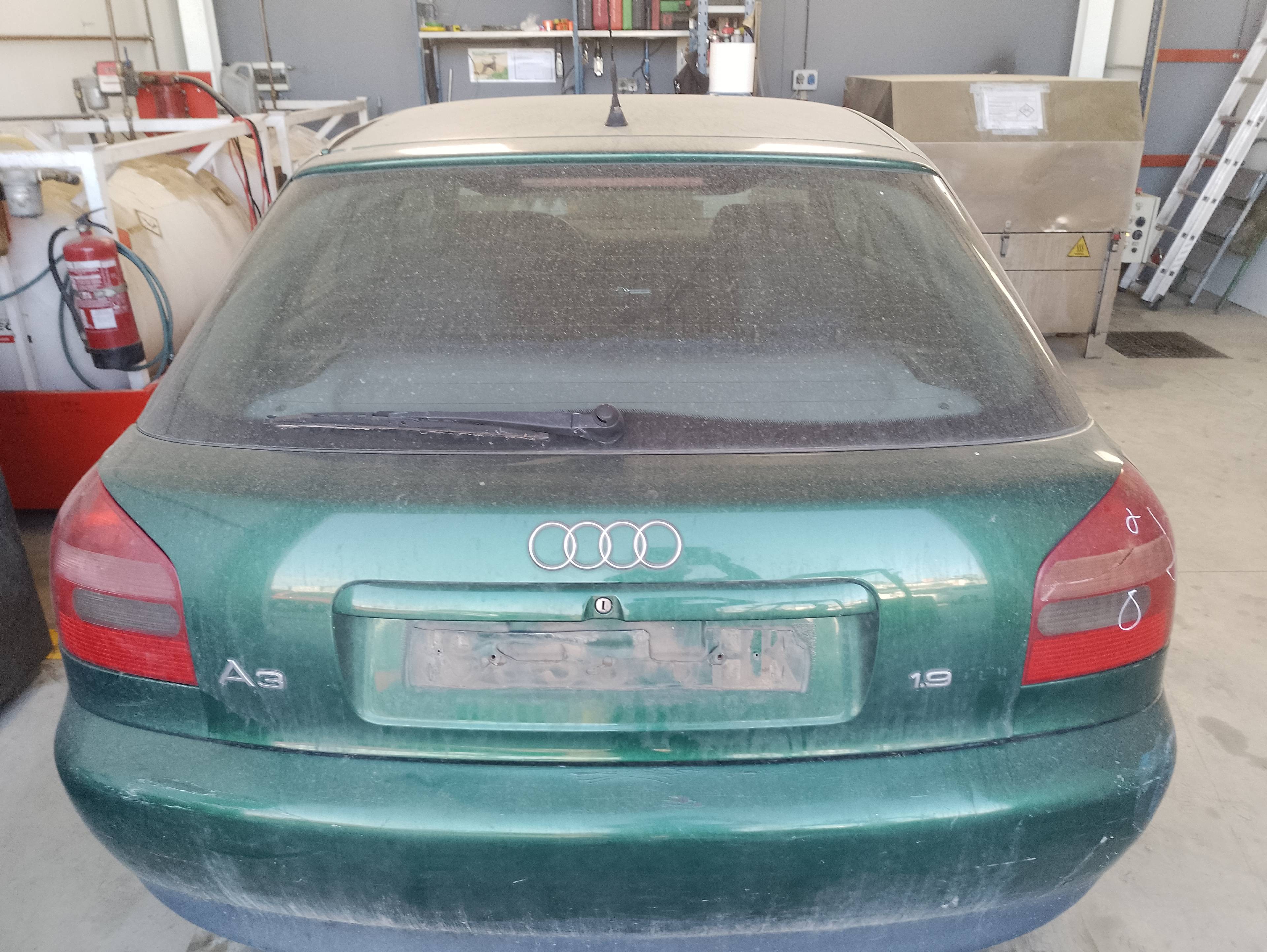 Recambio de porton trasero para audi a3 (8l) 1.9 tdi ambiente referencia OEM IAM   