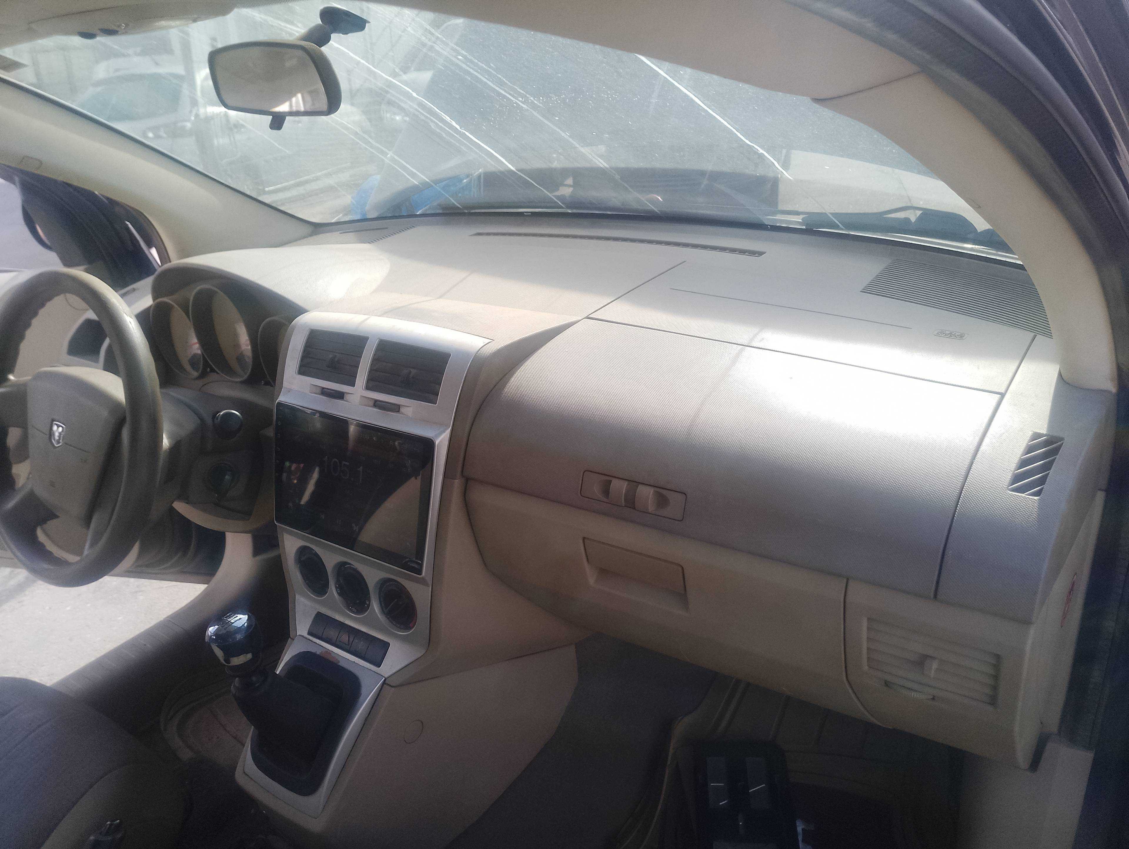 Recambio de salpicadero para dodge caliber s referencia OEM IAM   