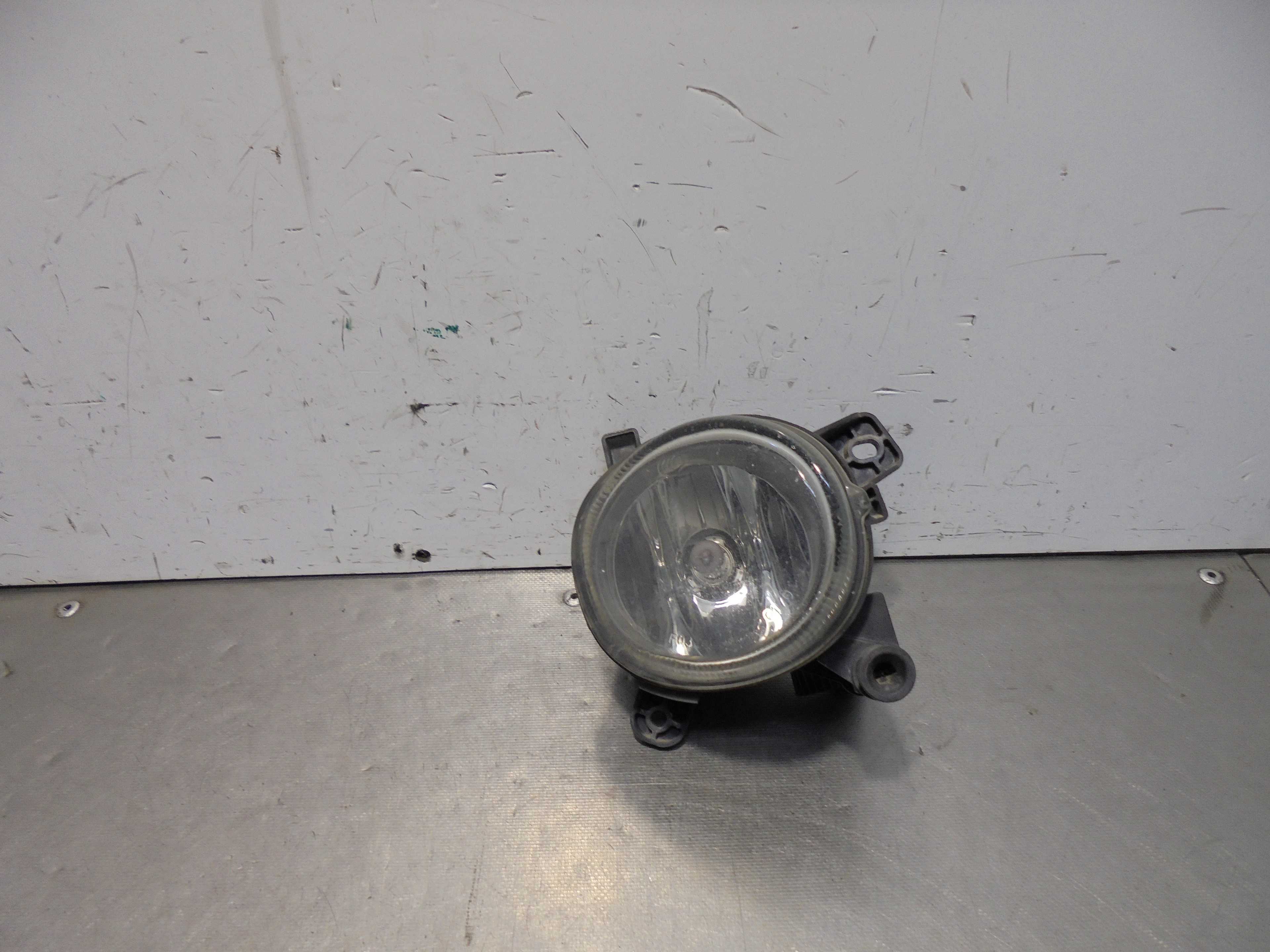Recambio de faro antiniebla derecho para audi a4 avant (8k5) (2008) básico referencia OEM IAM  VALEO 