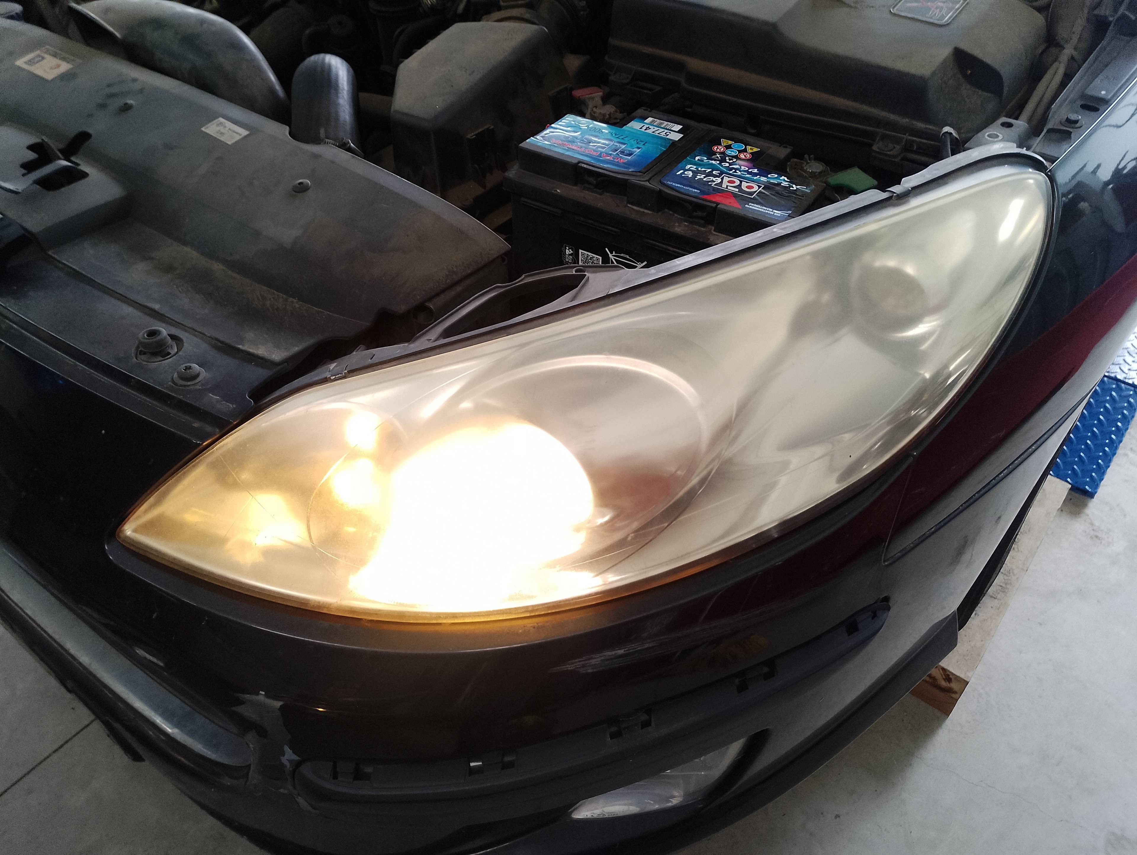 Recambio de faro izquierdo para peugeot 407 st confort referencia OEM IAM   