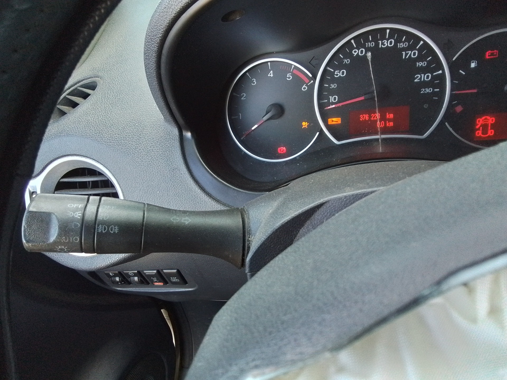 Recambio de mando intermitentes para renault koleos bose edition referencia OEM IAM   