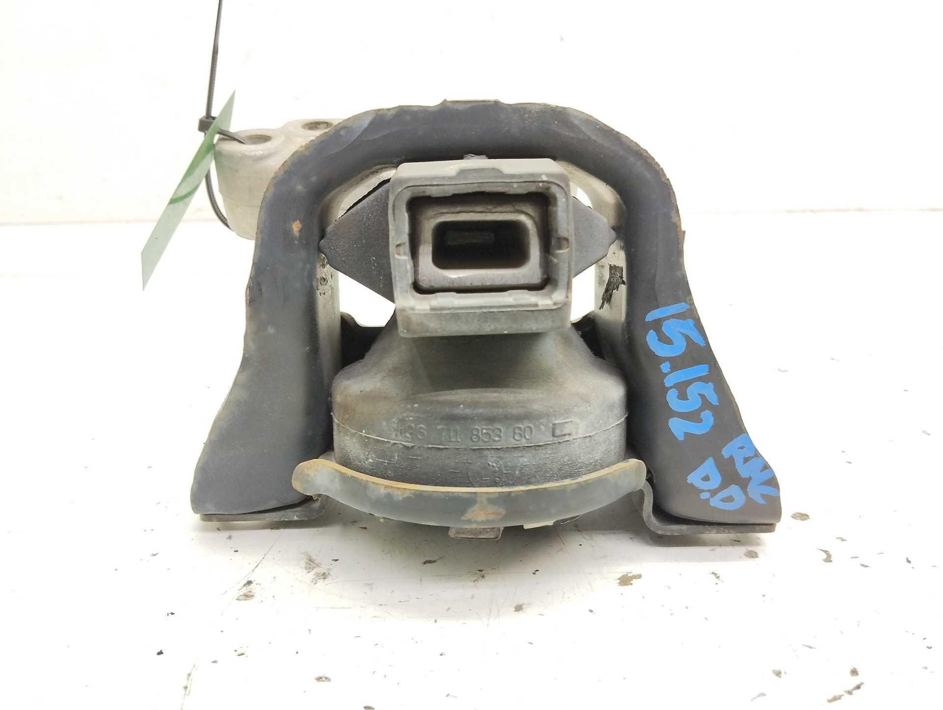 Recambio de soporte motor derecho para peugeot 208 allure referencia OEM IAM 9654166080  
